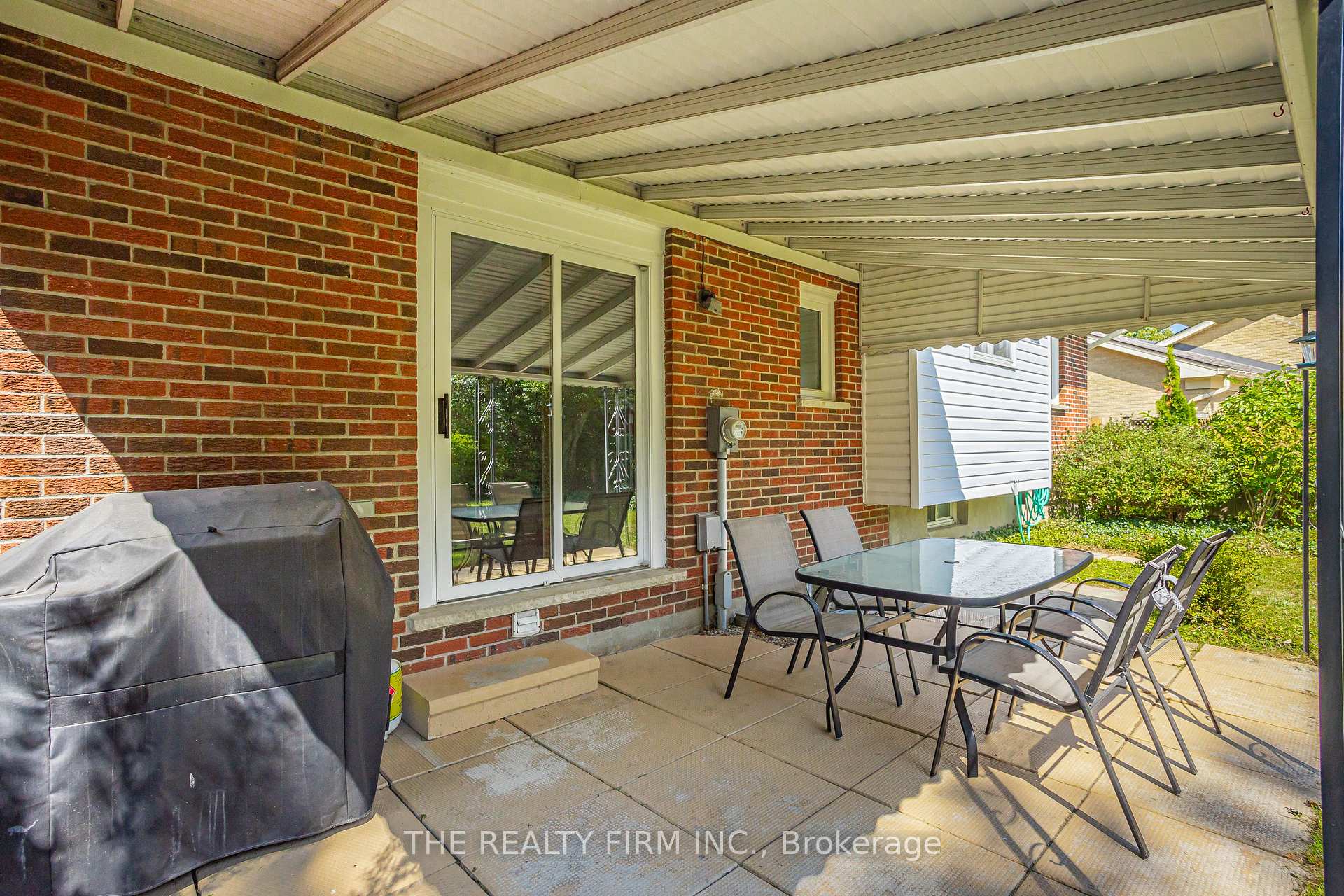 Photo 40 of 22 Milford Crescent, London, North G — HOMEH