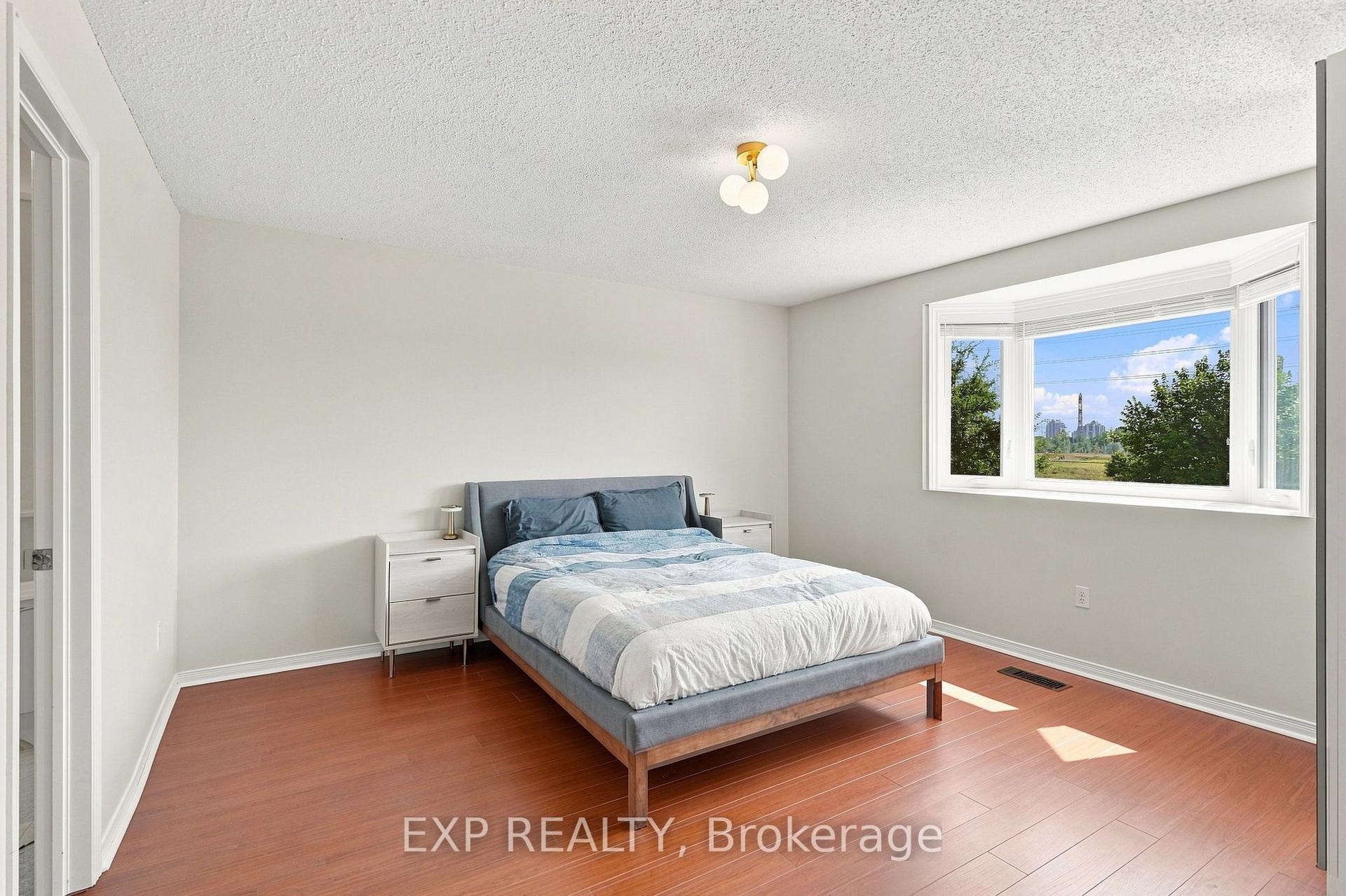 Photo 20 of 179 Sassafras Circle, Vaughan, Patterson — HOMEH