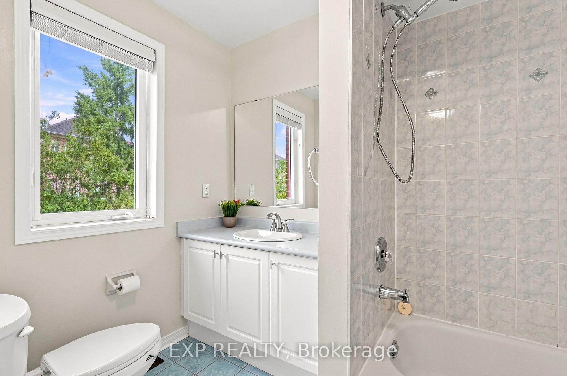 Photo 29 of 179 Sassafras Circle, Vaughan, Patterson — HOMEH