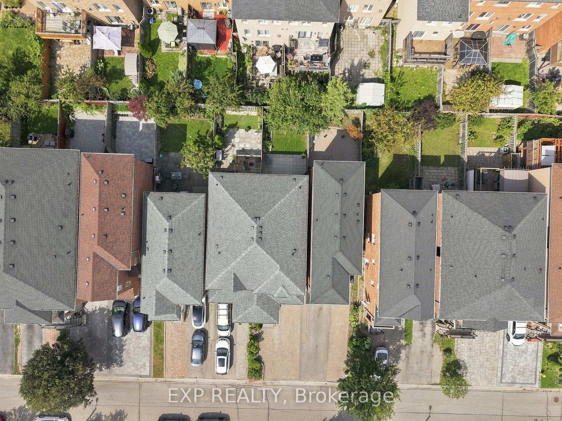 Photo 38 of 179 Sassafras Circle, Vaughan, Patterson — HOMEH