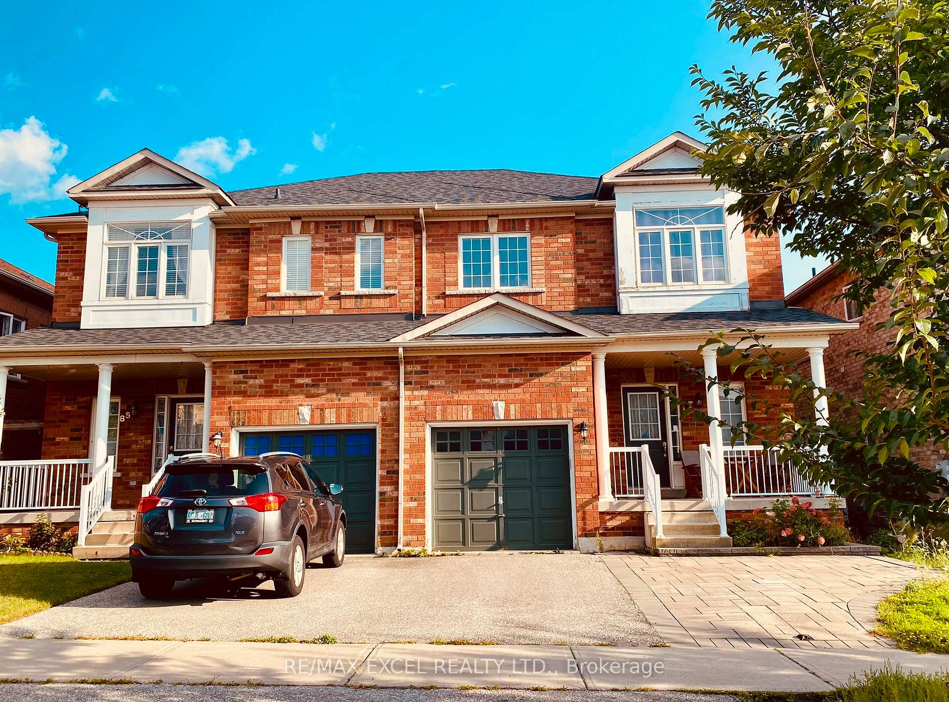 Photo 2 of 87 Miramar Drive, Markham, Greensborough — HOMEH