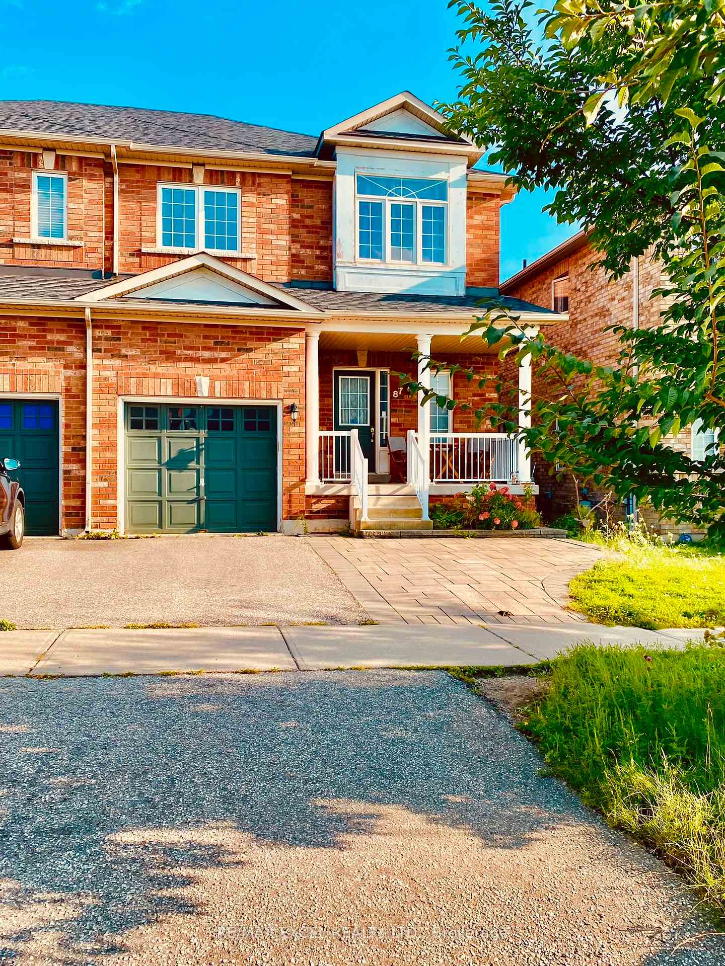 Photo 4 of 87 Miramar Drive, Markham, Greensborough — HOMEH