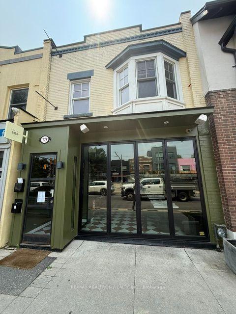 Photo of 779 St Clair Avenue W