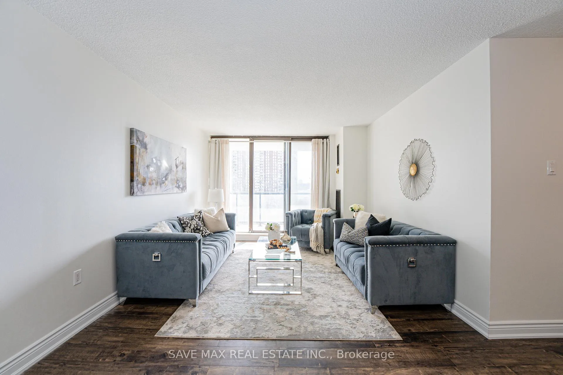 Photo 4 of Unit 904, 17 Knightsbridge Road, Brampton, Queen Street Corridor — HOMEH