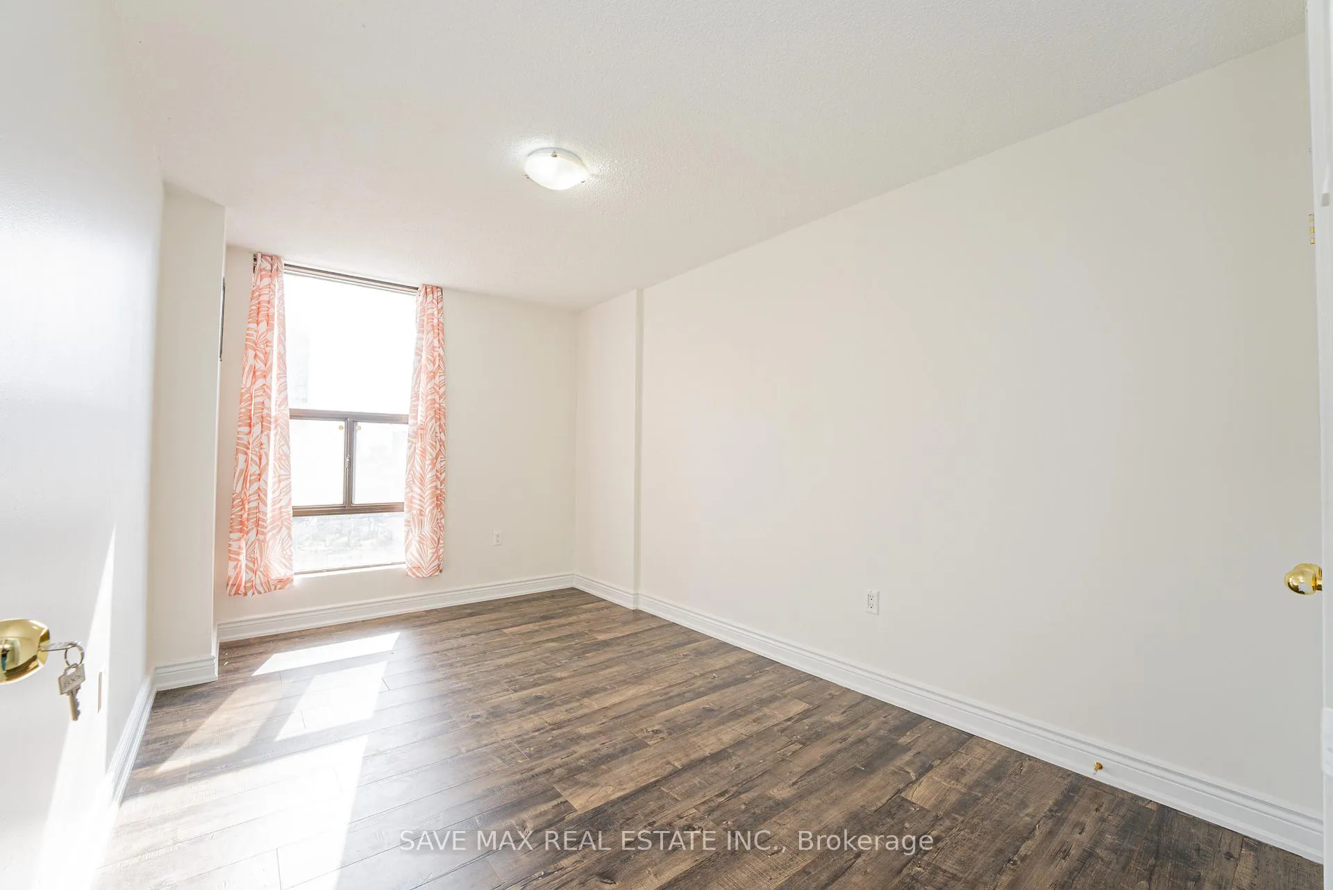 Photo 13 of Unit 904, 17 Knightsbridge Road, Brampton, Queen Street Corridor — HOMEH