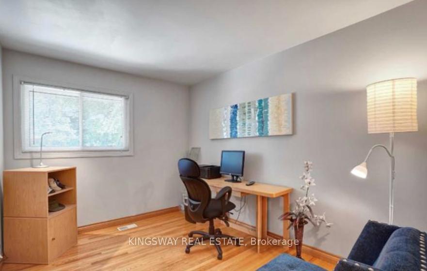 Photo 17 of 16 Plainsman Road, Mississauga, Streetsville — HOMEH
