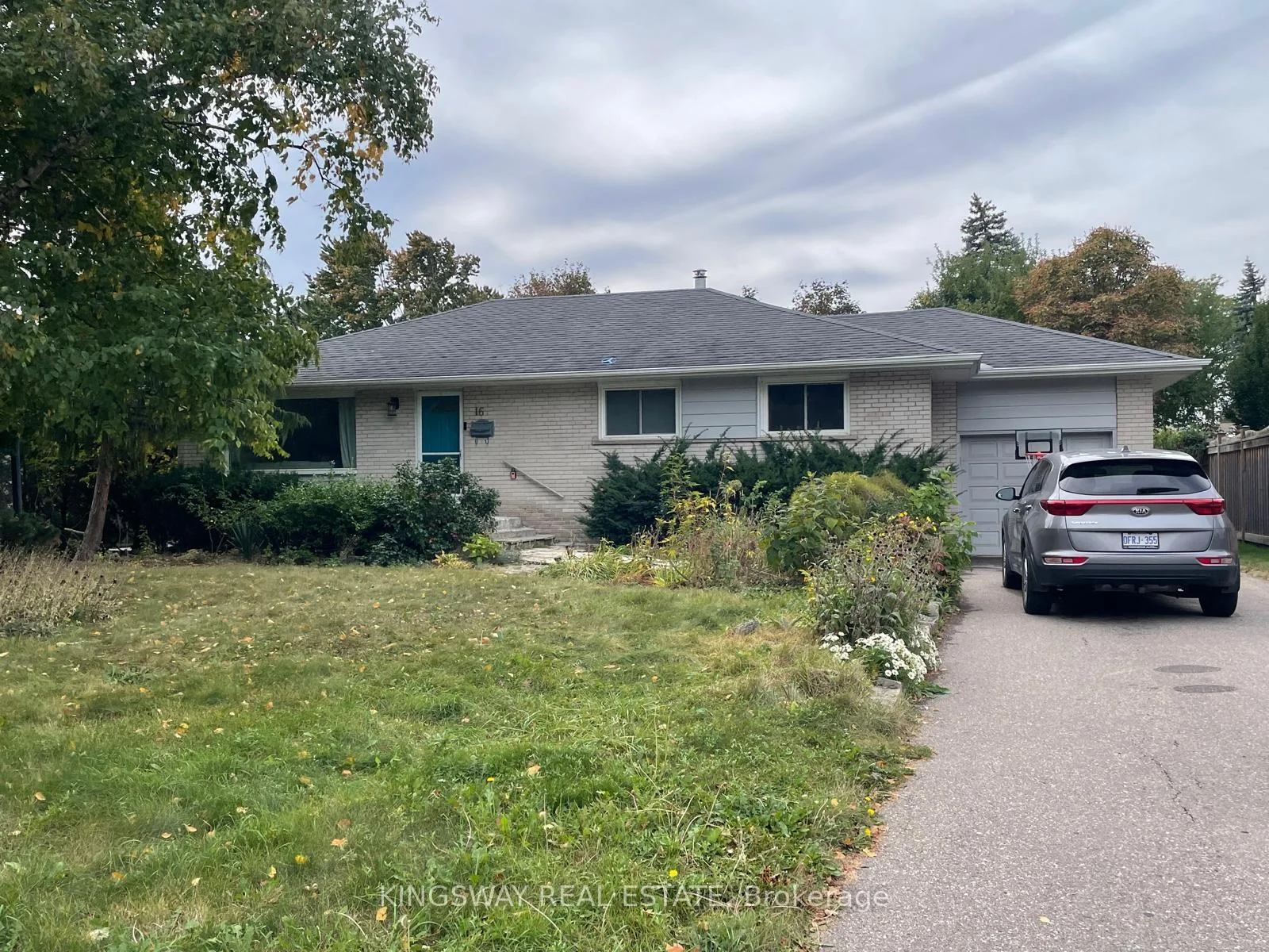 Photo 1 of 16 Plainsman Road, Mississauga, Streetsville — HOMEH