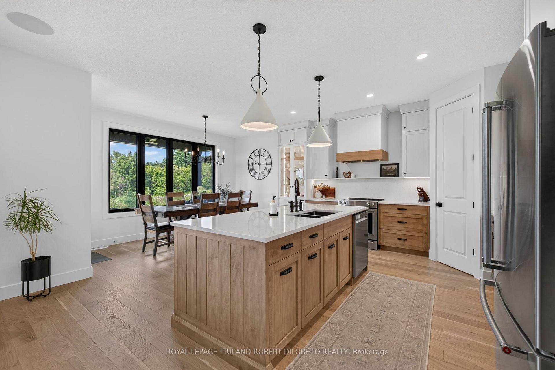Photo 10 of 95 Allister Drive, Middlesex Centre, Kilworth — HOMEH