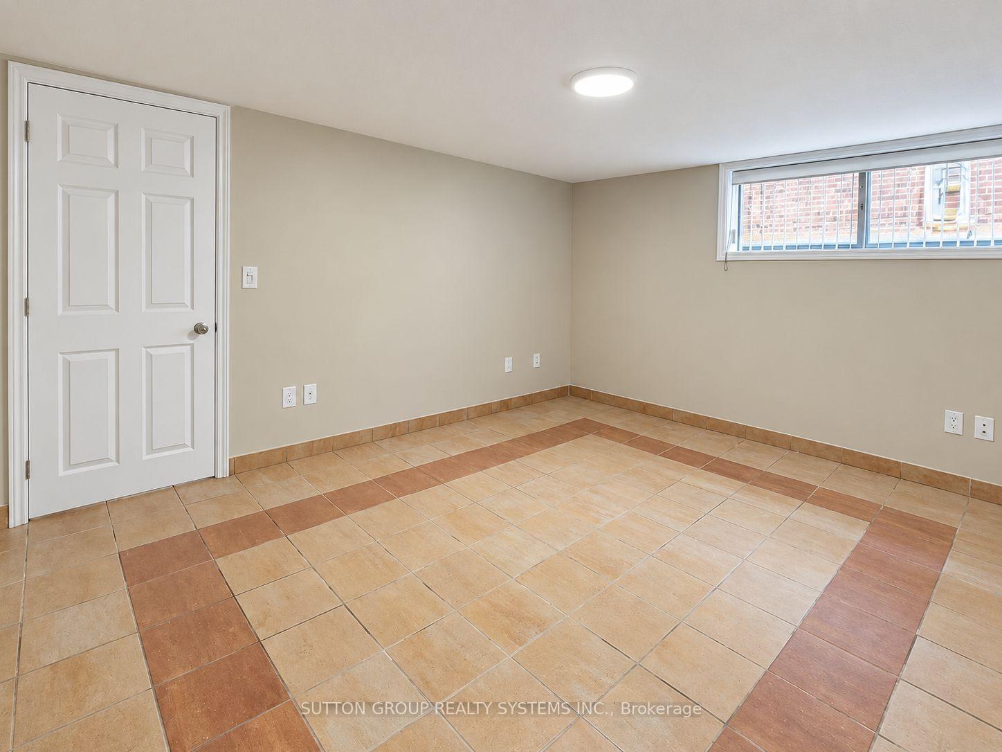 Photo 7 of 158 Blackthorn Avenue, Toronto, Weston-Pellam Park — HOMEH