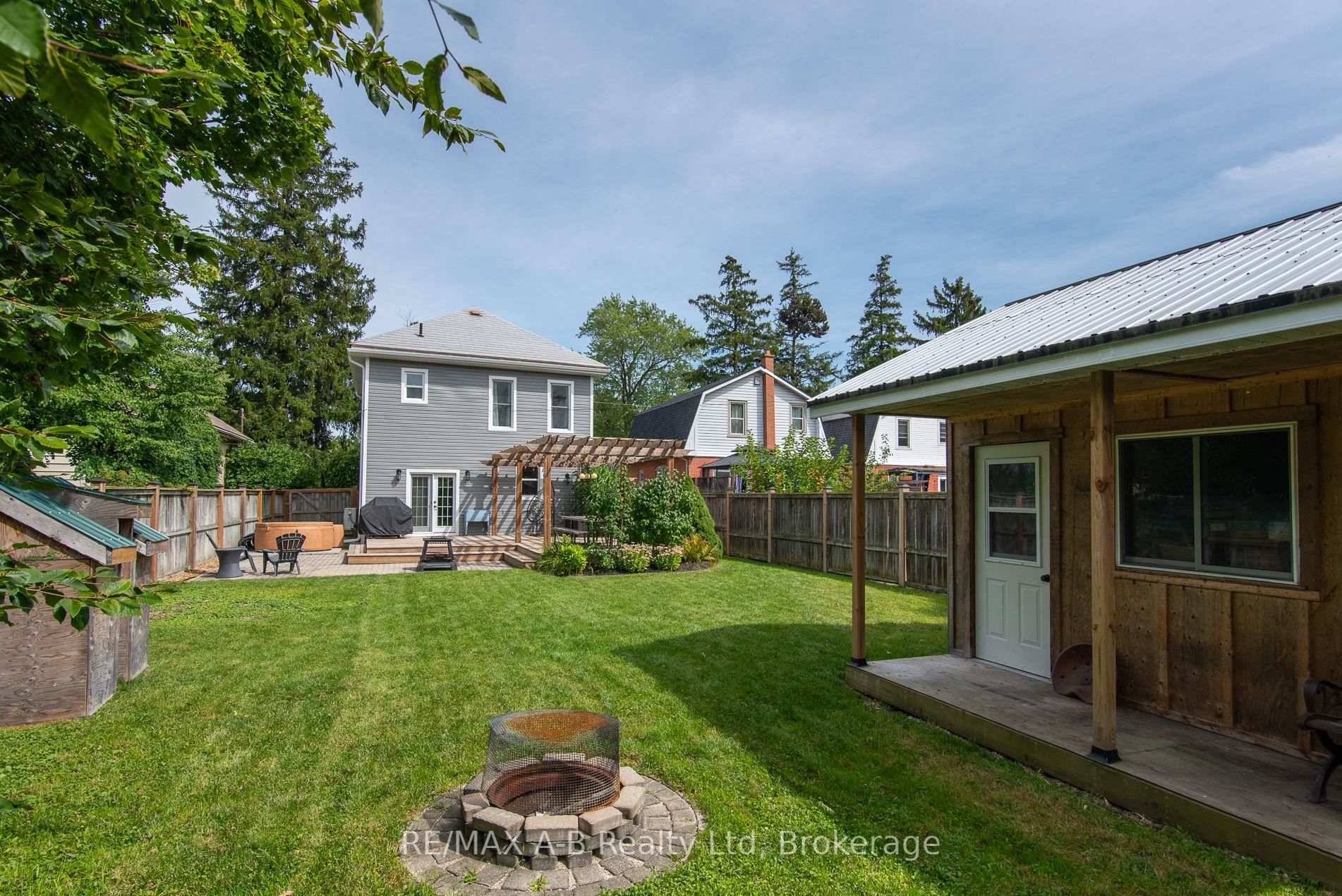 Photo 17 of 69 Louise Street, Stratford — HOMEH