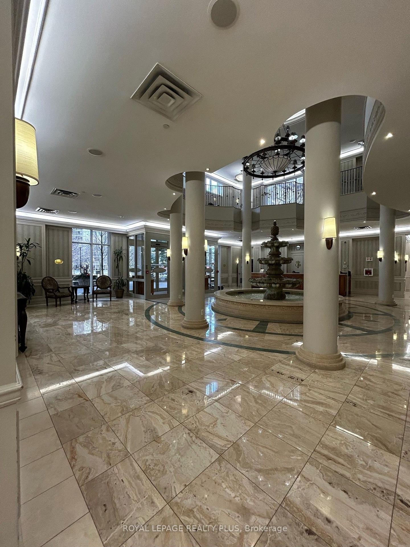 Photo 12 of Unit 1122, 25 Kingsbridge Garden Circle, Mississauga, Hurontario — HOMEH