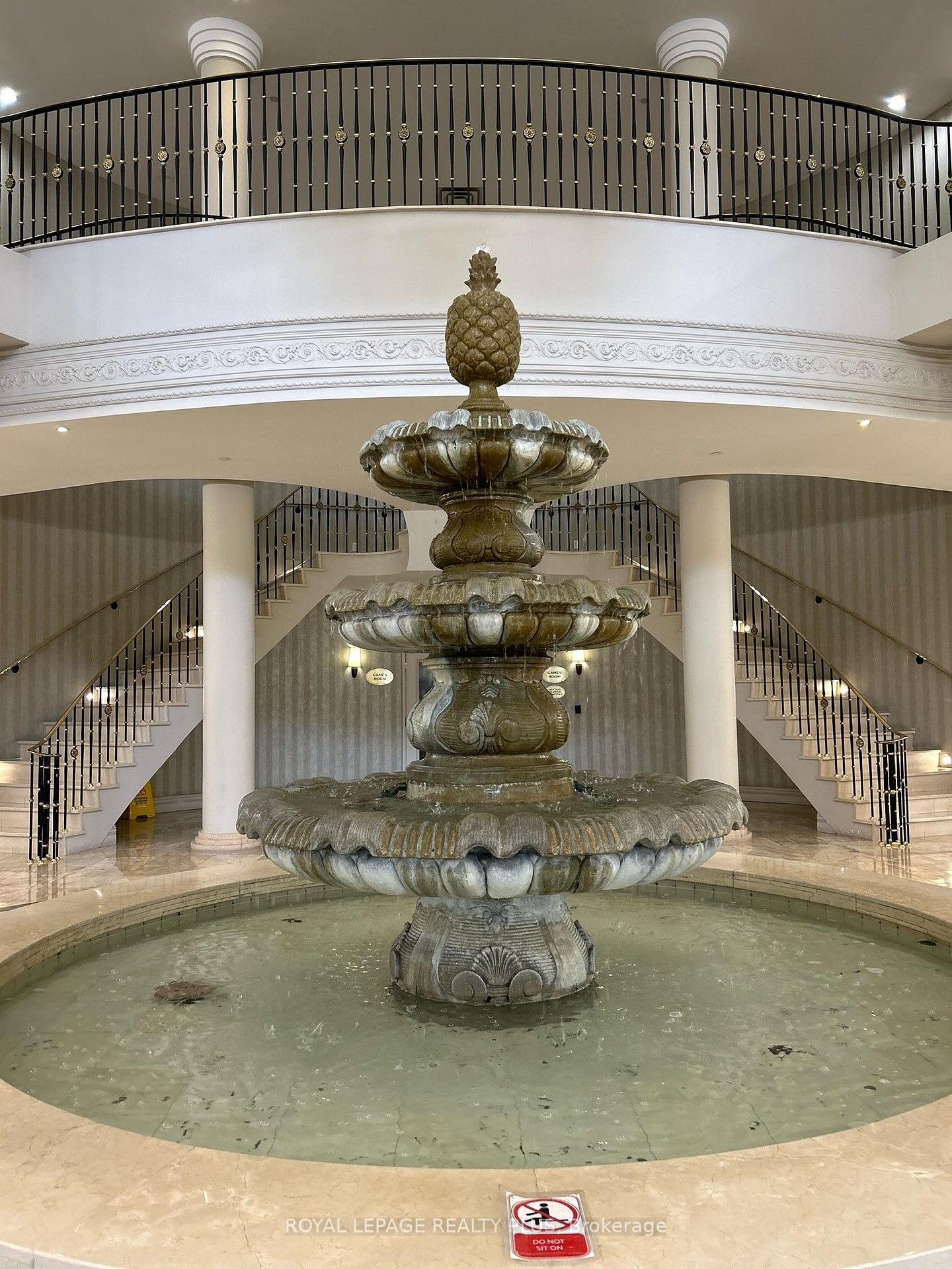 Photo 15 of Unit 1122, 25 Kingsbridge Garden Circle, Mississauga, Hurontario — HOMEH