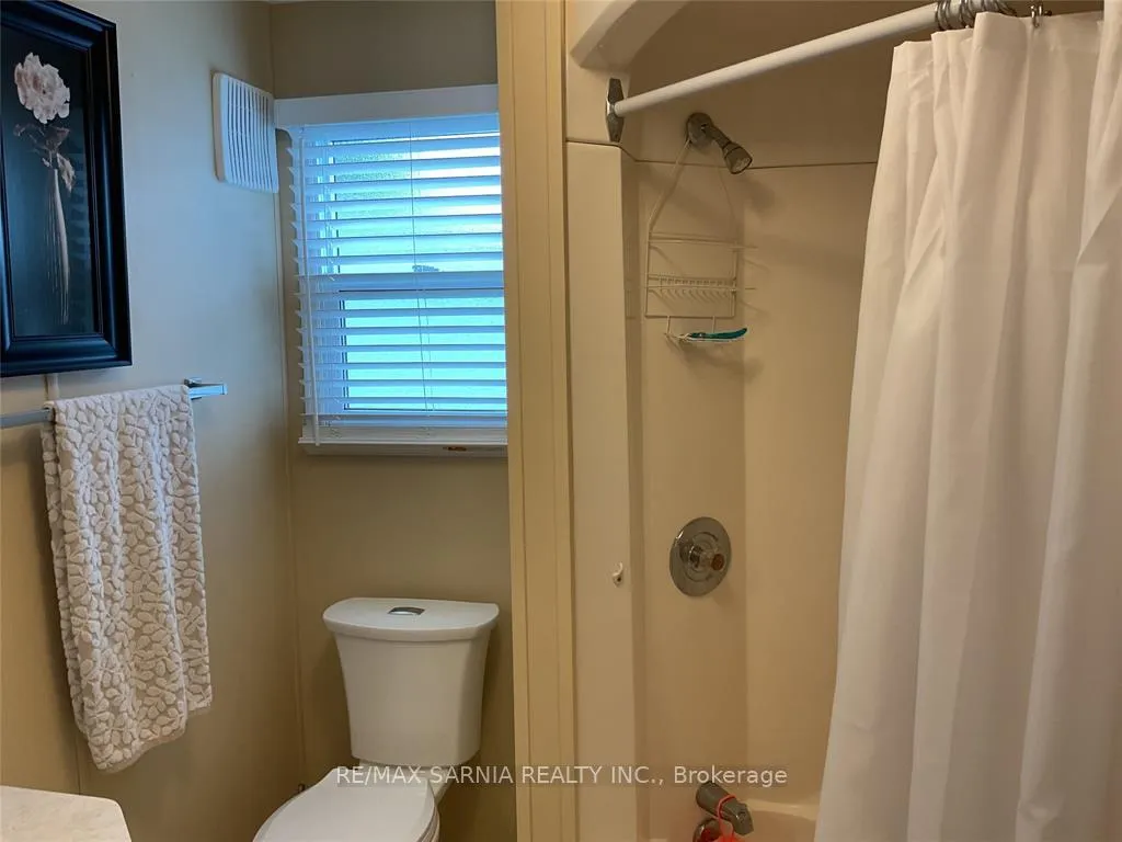 Photo 14 of Unit 266, 5700 Blackwell Side Road E, Sarnia — HOMEH