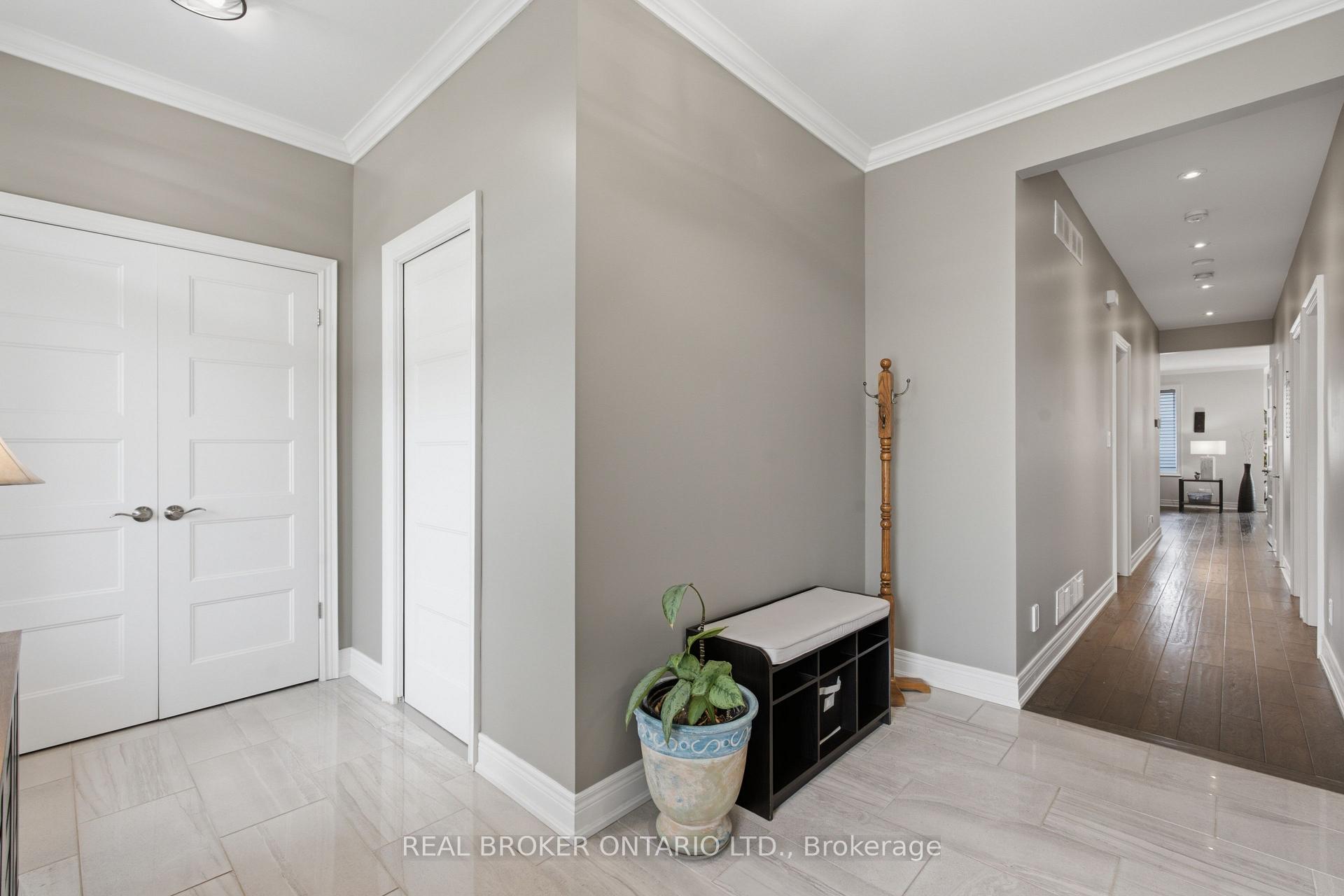 Photo 6 of 7002 Optimist Lane, Niagara Falls, Morrison — HOMEH
