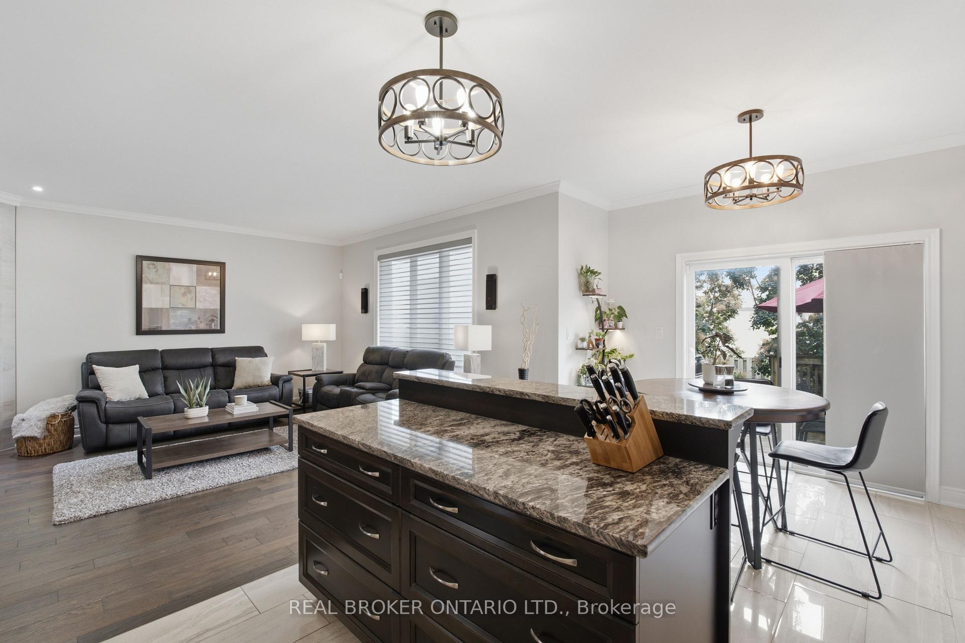 Photo 10 of 7002 Optimist Lane, Niagara Falls, Morrison — HOMEH
