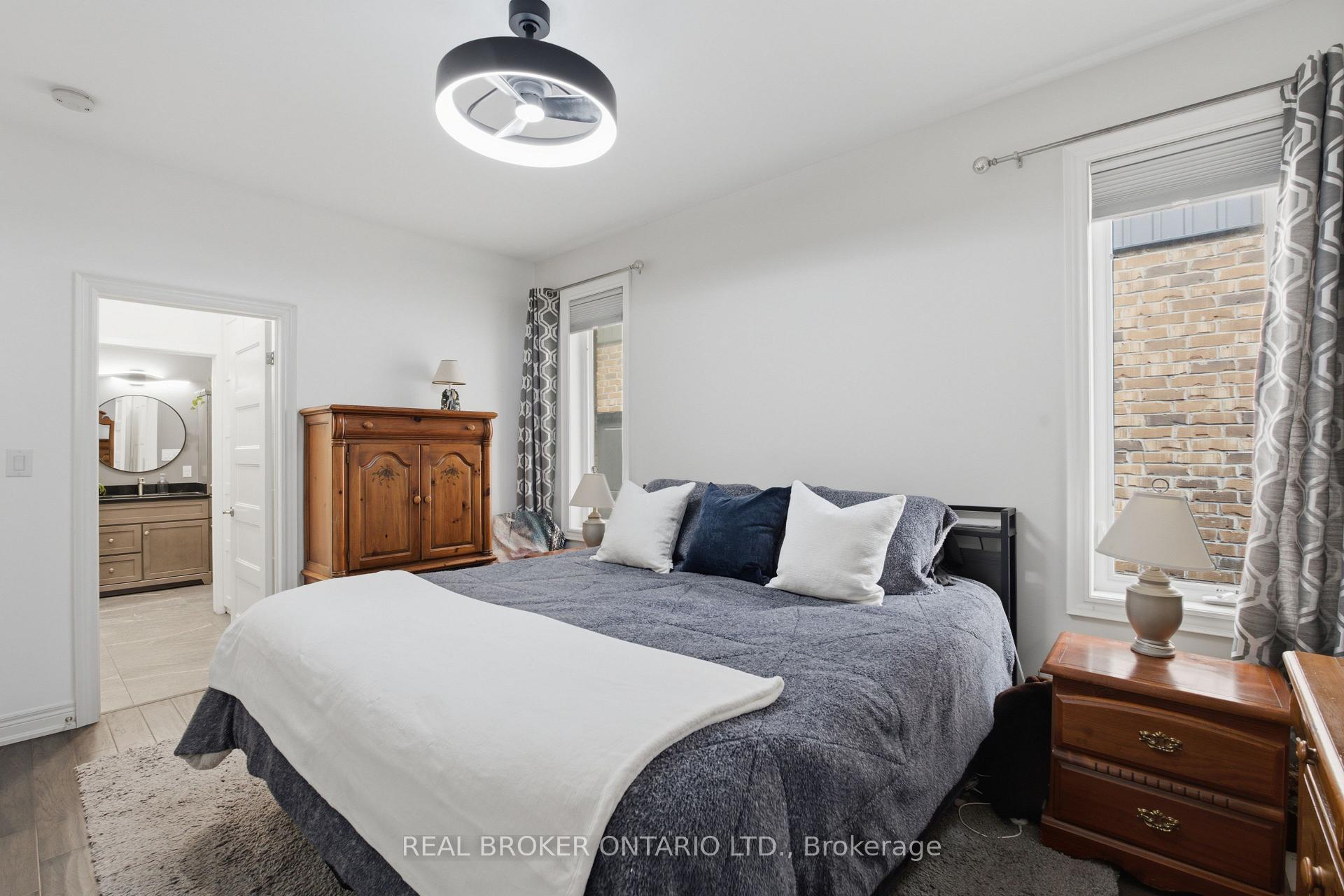 Photo 13 of 7002 Optimist Lane, Niagara Falls, Morrison — HOMEH