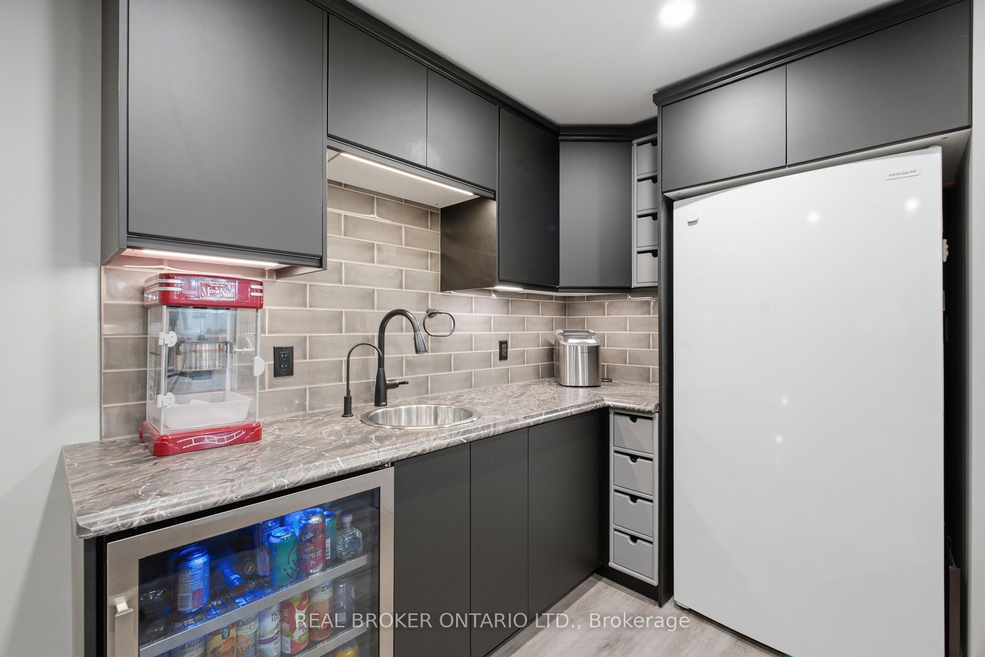 Photo 19 of 7002 Optimist Lane, Niagara Falls, Morrison — HOMEH
