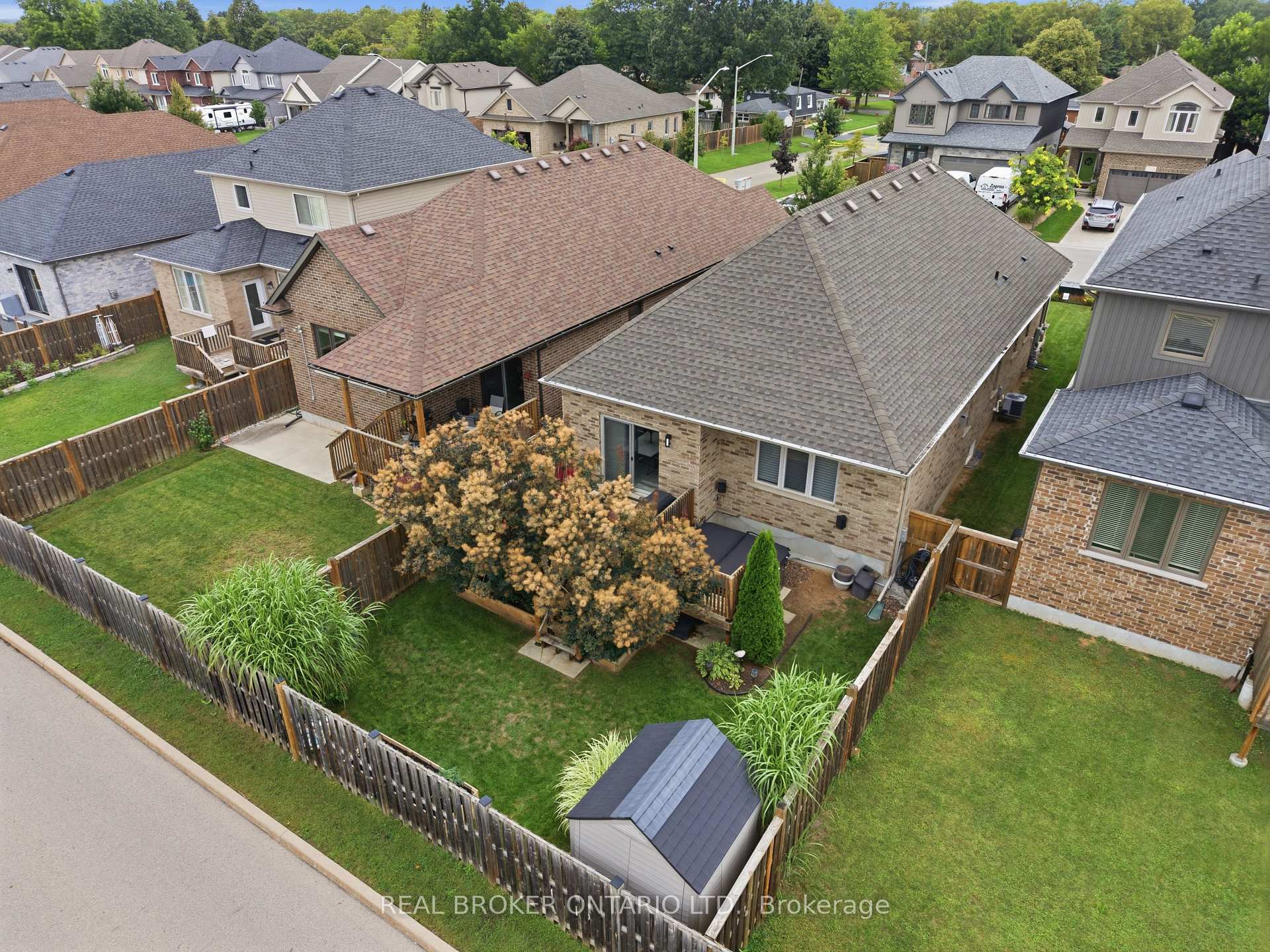Photo 29 of 7002 Optimist Lane, Niagara Falls, Morrison — HOMEH