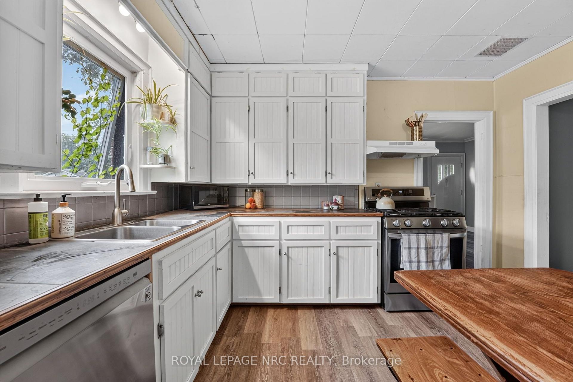 Photo 13 of 148 Gorham Road, Fort Erie, Ridgeway — HOMEH
