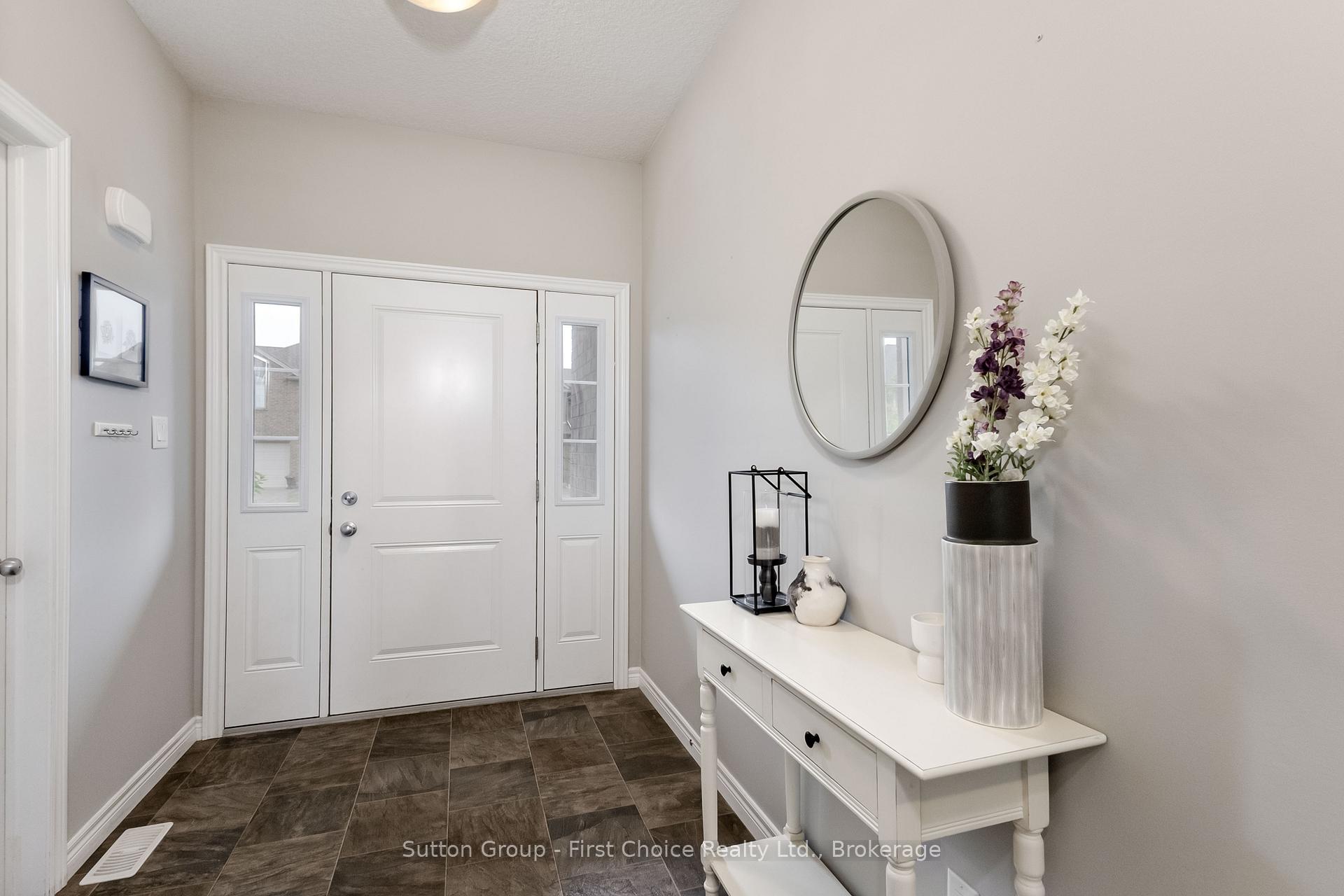 Photo 3 of 21 Brown Street, Stratford — HOMEH