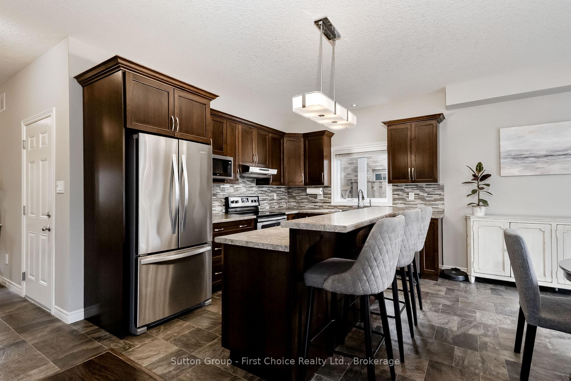 Photo 9 of 21 Brown Street, Stratford — HOMEH