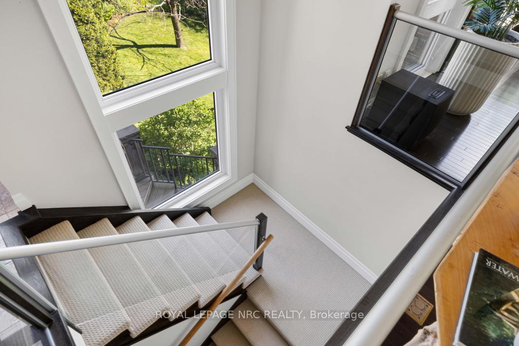 Photo 27 of 164A Lakeshore Road, St. Catharines, Vine/Linwell — HOMEH
