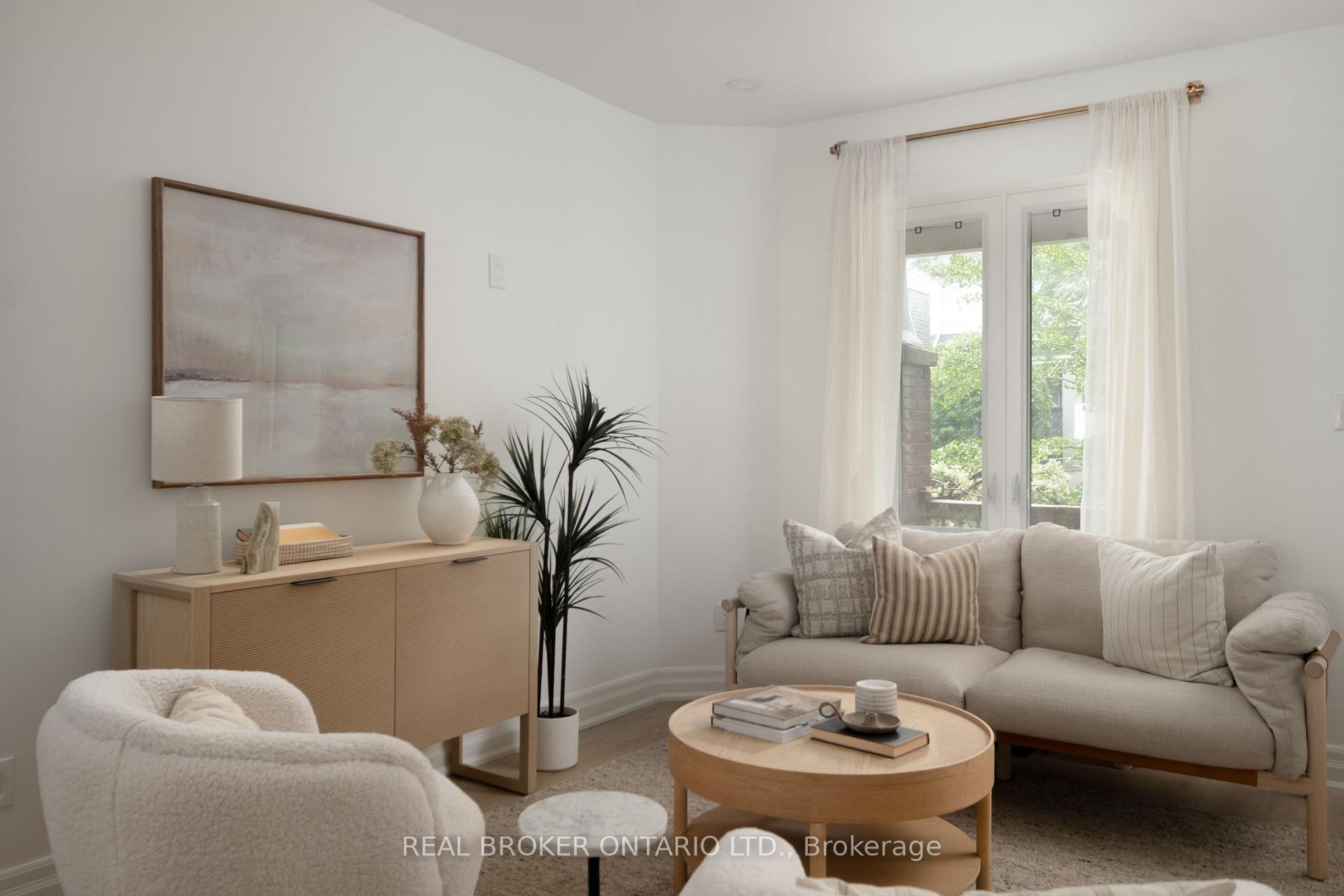 Photo 4 of 22 Stephenson Avenue, Toronto, East End-Danforth — HOMEH