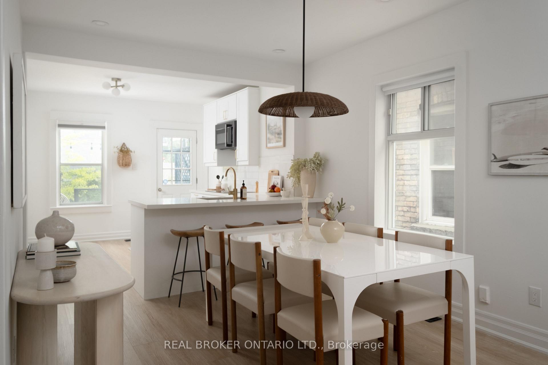 Photo 5 of 22 Stephenson Avenue, Toronto, East End-Danforth — HOMEH