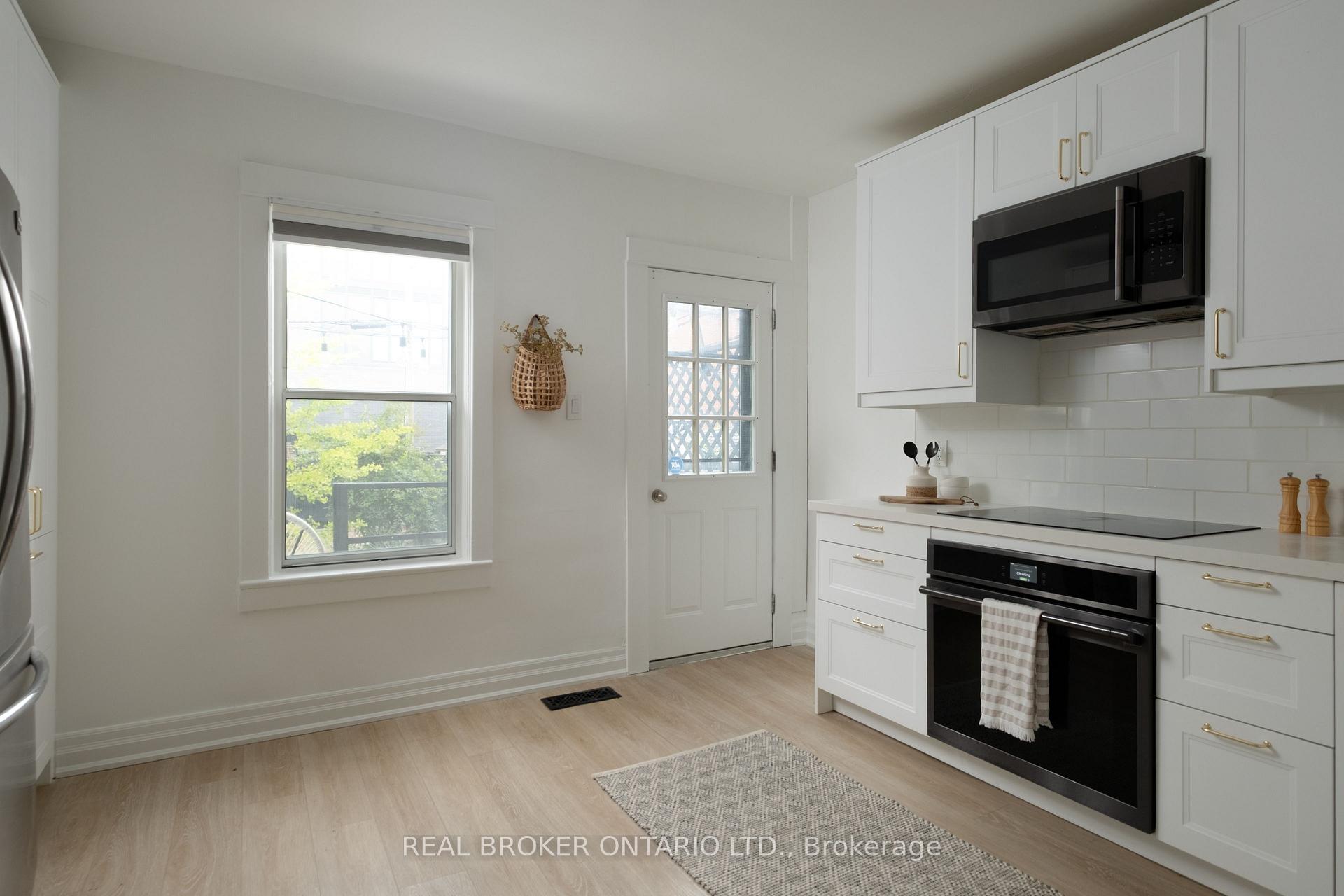 Photo 8 of 22 Stephenson Avenue, Toronto, East End-Danforth — HOMEH