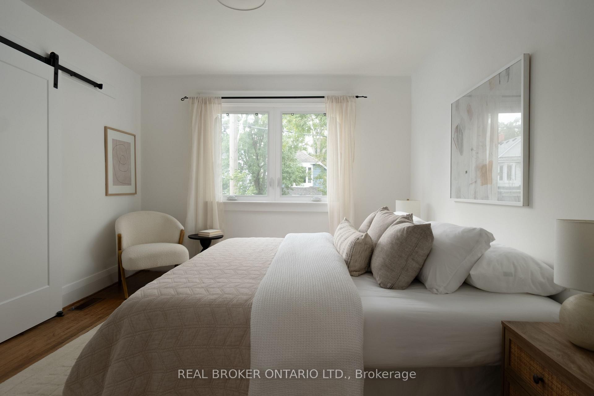 Photo 9 of 22 Stephenson Avenue, Toronto, East End-Danforth — HOMEH