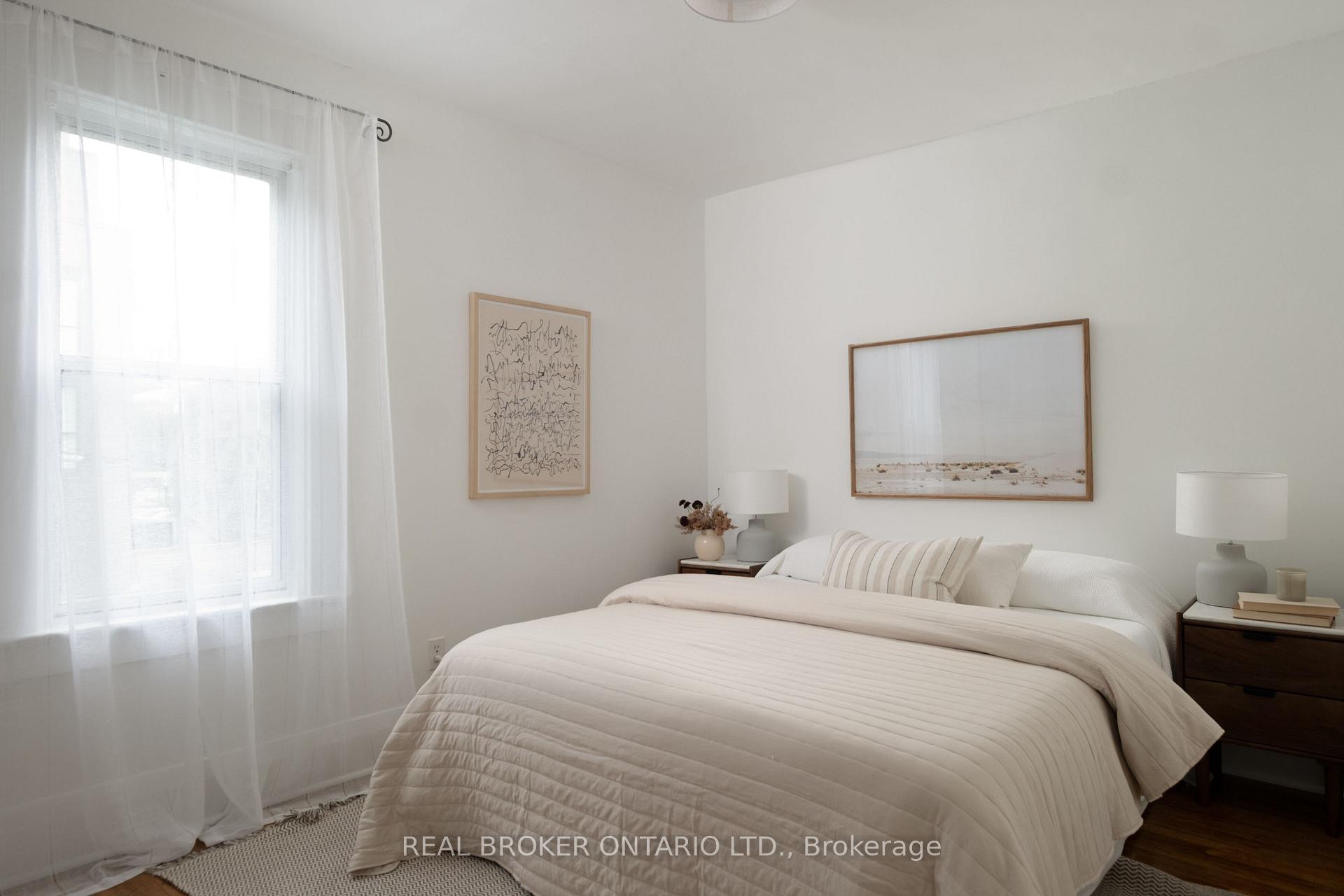 Photo 12 of 22 Stephenson Avenue, Toronto, East End-Danforth — HOMEH