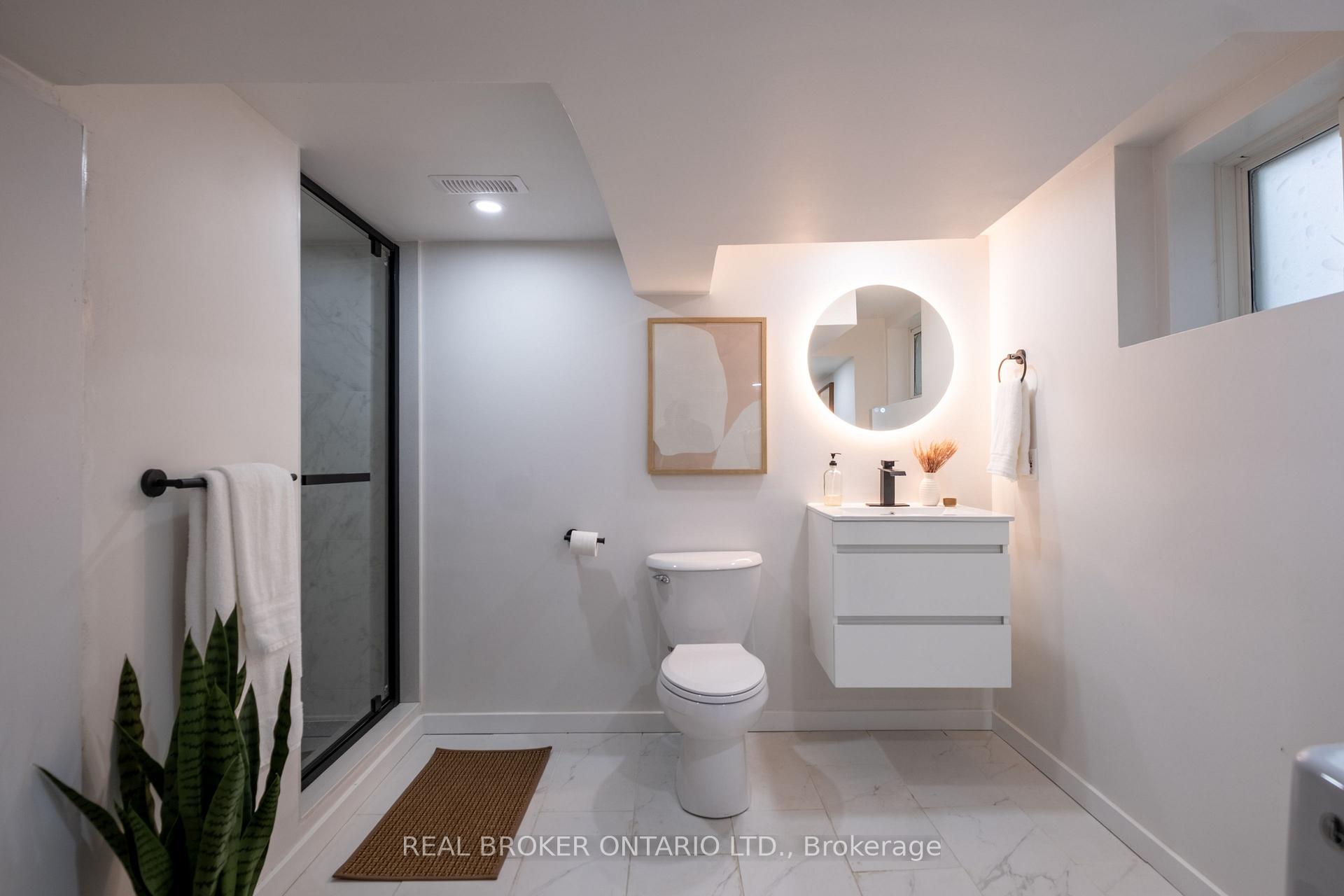 Photo 16 of 22 Stephenson Avenue, Toronto, East End-Danforth — HOMEH