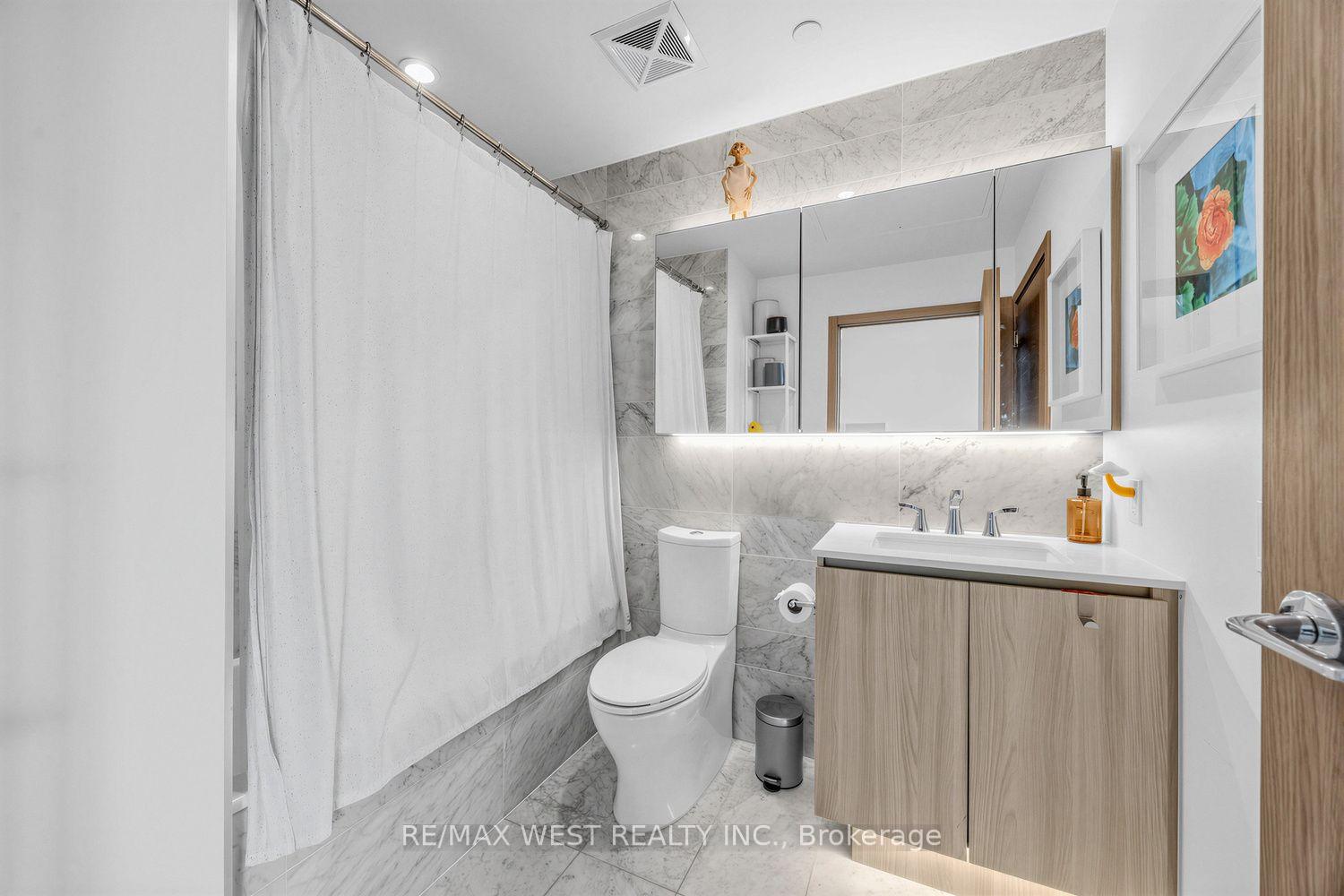 Photo 27 of Unit 3806, 17 Bathurst Street, Toronto, Waterfront Communities — HOMEH
