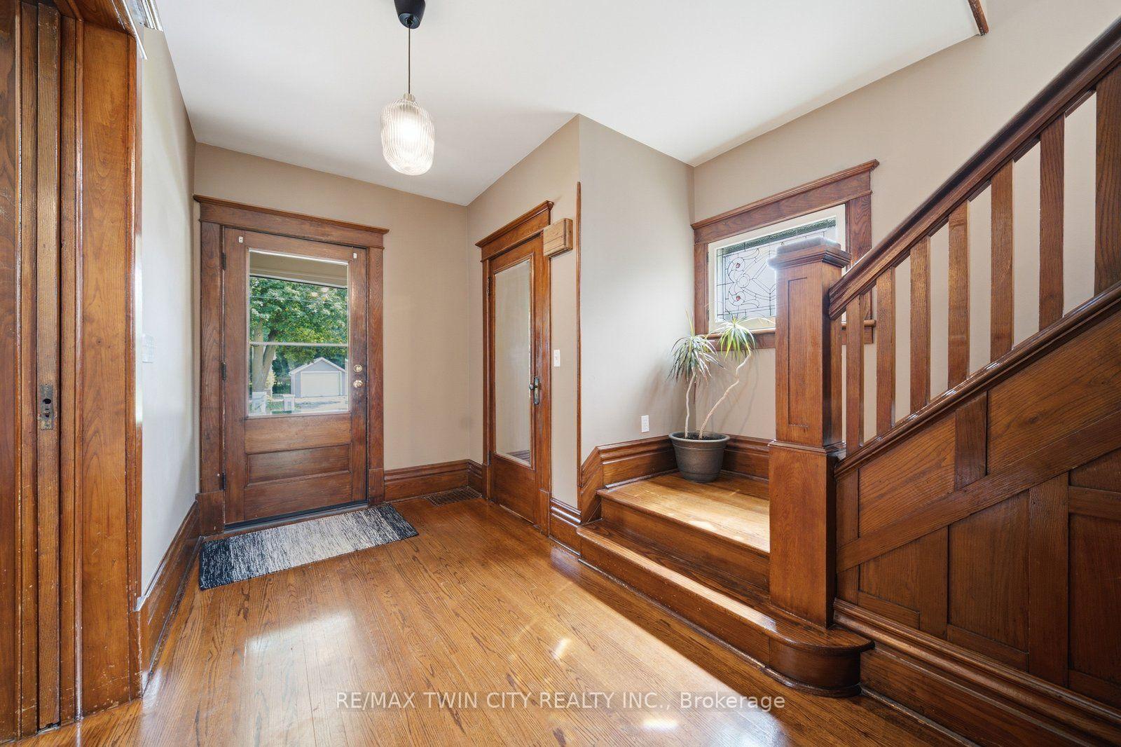 Photo 11 of 26 Pacific Avenue, Perth East, Milverton — HOMEH