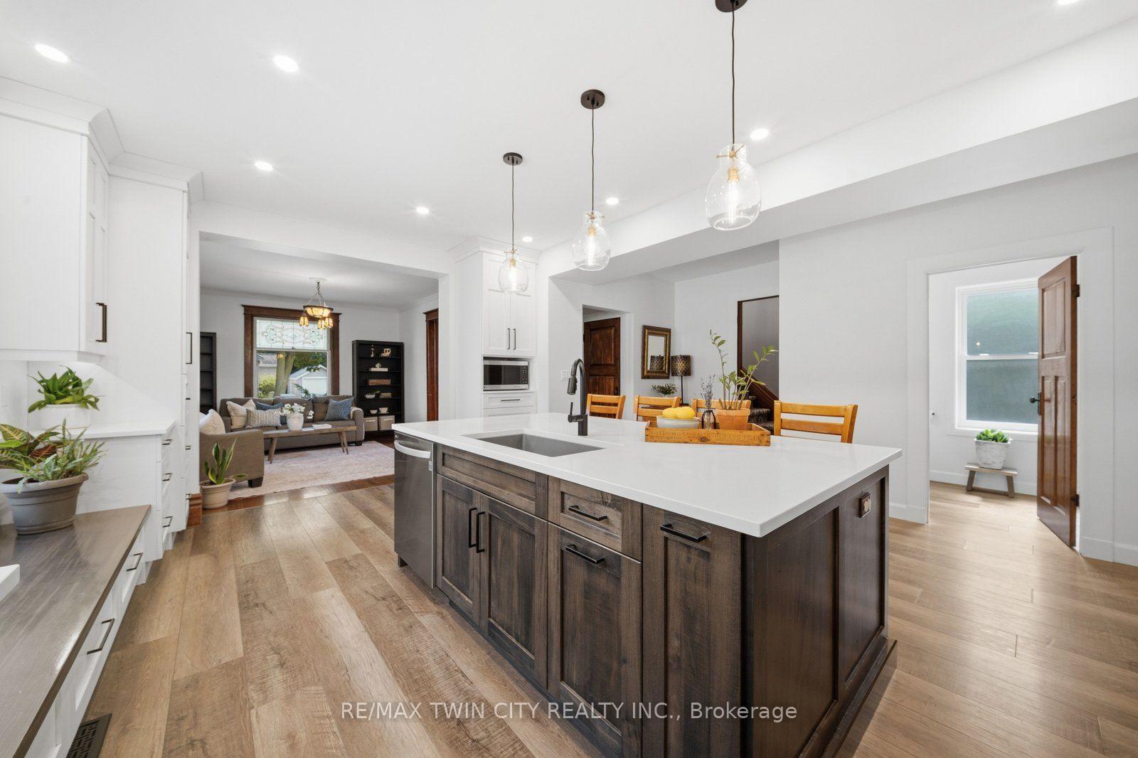 Photo 18 of 26 Pacific Avenue, Perth East, Milverton — HOMEH