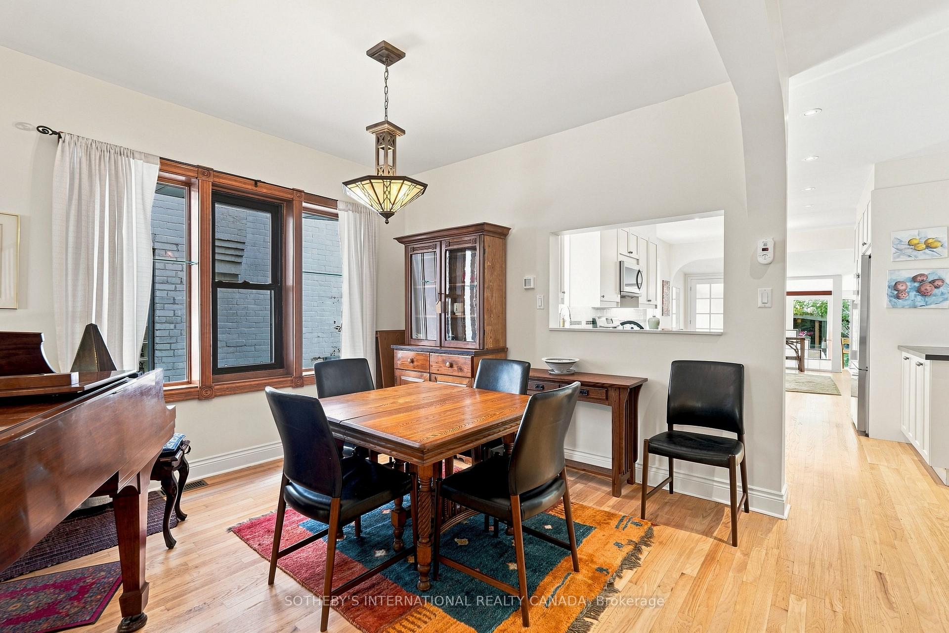 Photo 5 of 356 Howland Avenue, Toronto, Casa Loma — HOMEH
