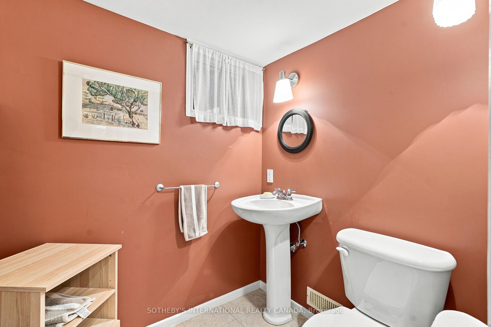 Photo 21 of 356 Howland Avenue, Toronto, Casa Loma — HOMEH