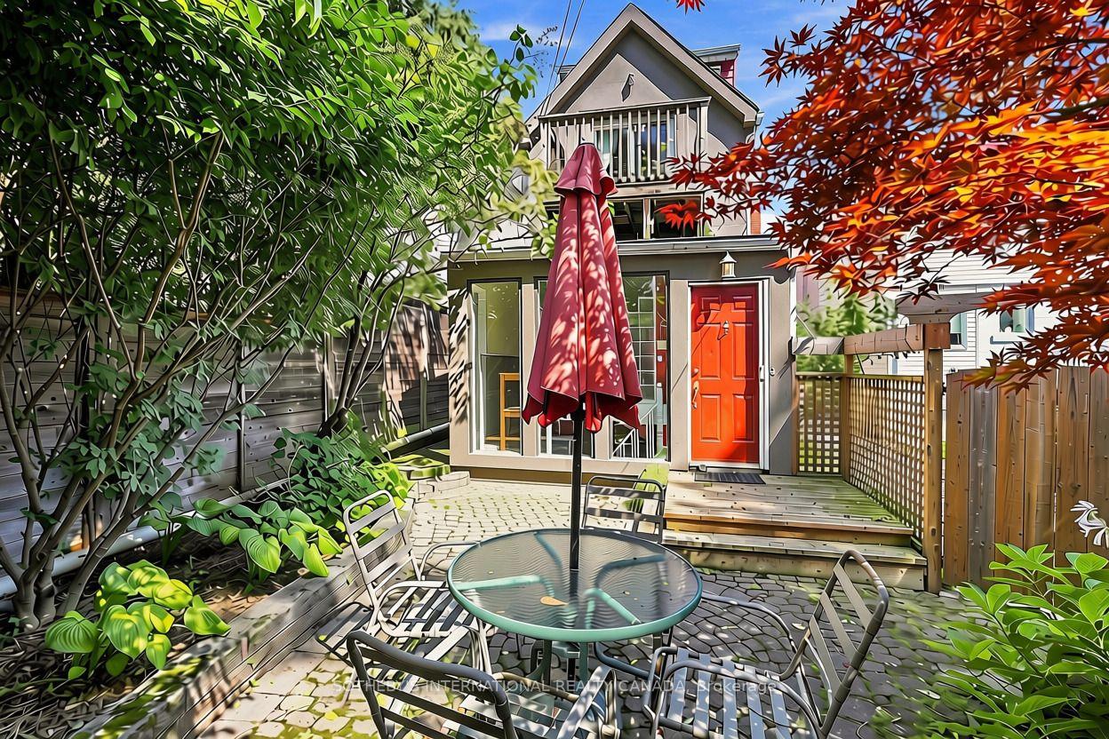 Photo 25 of 356 Howland Avenue, Toronto, Casa Loma — HOMEH