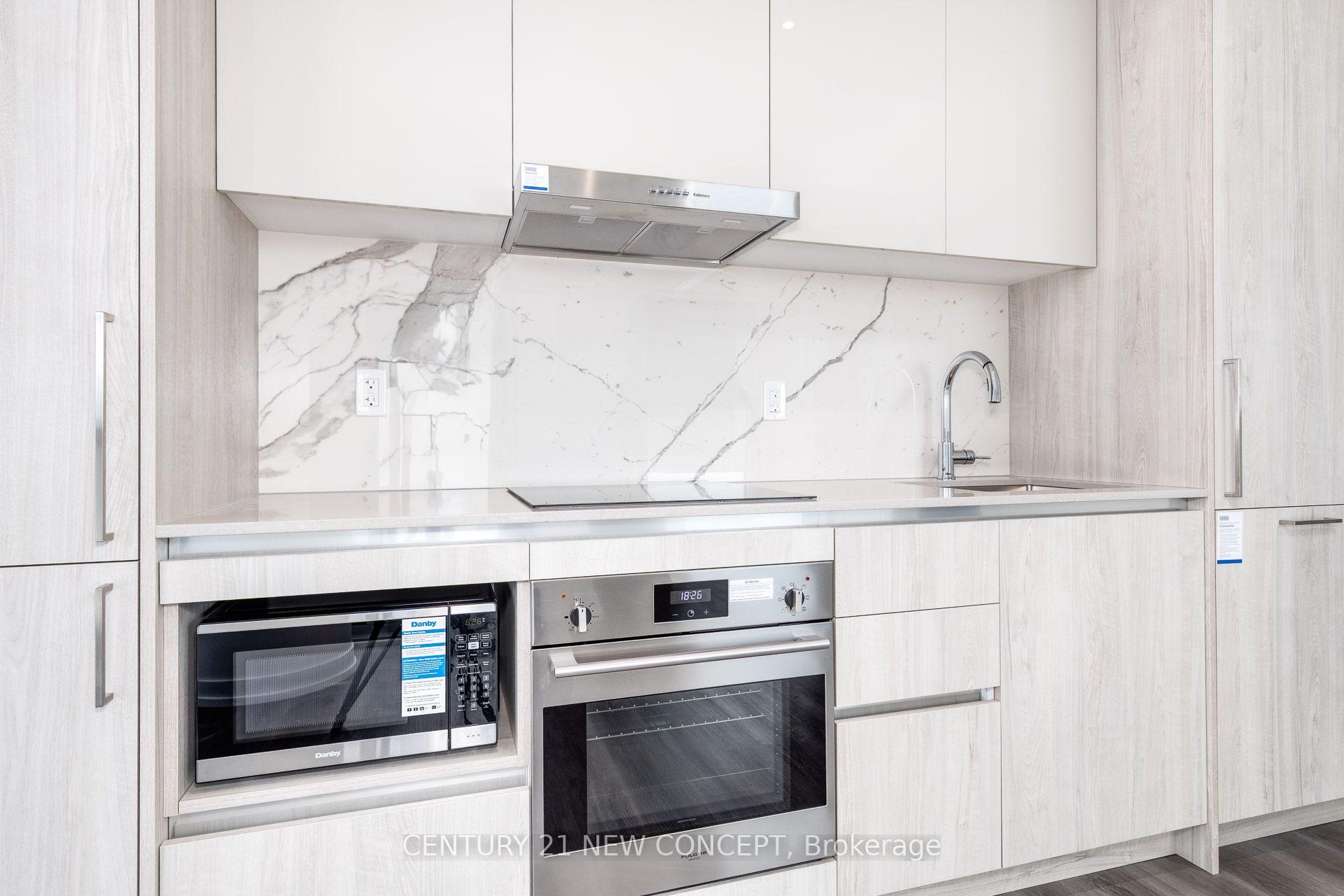 Photo 6 of Unit 5212, 225 Commerce Street, Vaughan, Vaughan Corporate Centre — HOMEH
