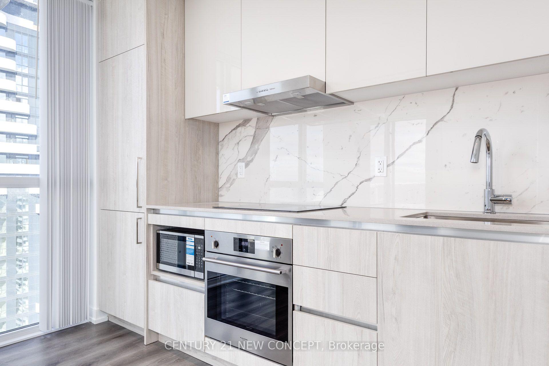 Photo 7 of Unit 5212, 225 Commerce Street, Vaughan, Vaughan Corporate Centre — HOMEH