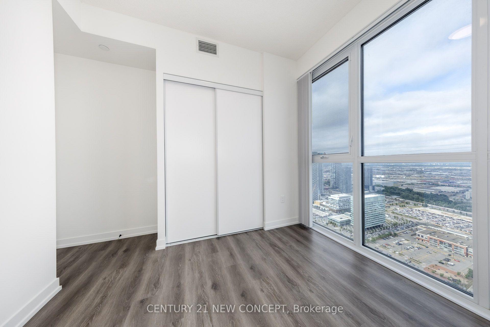 Photo 14 of Unit 5212, 225 Commerce Street, Vaughan, Vaughan Corporate Centre — HOMEH