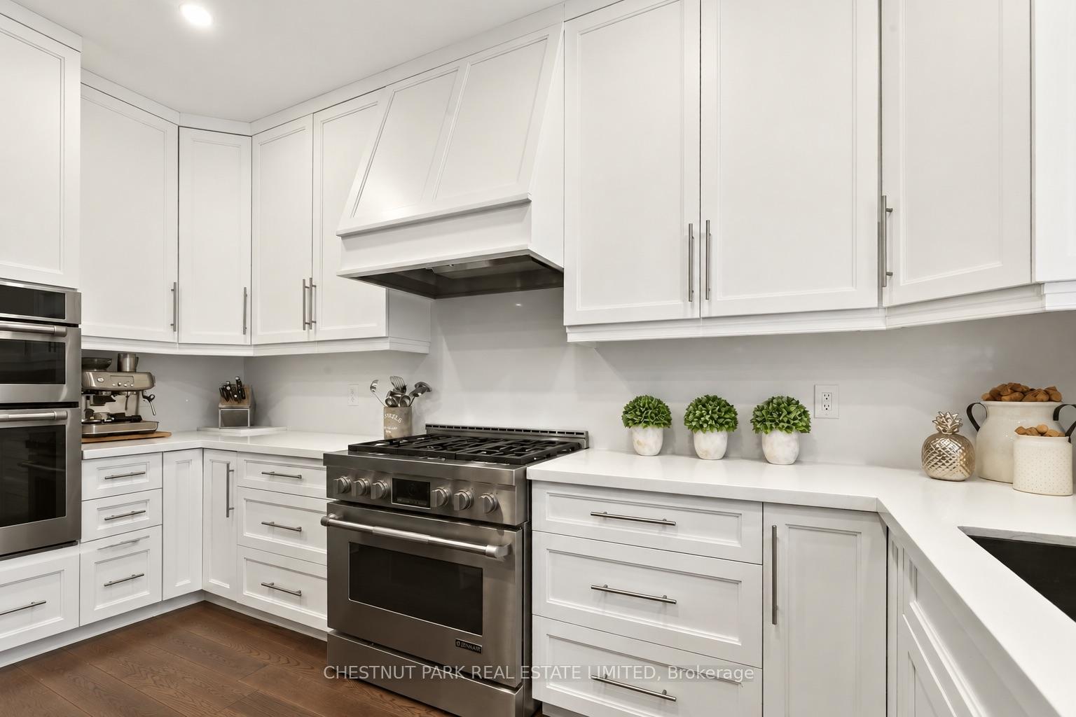 Photo 28 of 18 Pelham Drive, Hamilton, Meadowlands — HOMEH