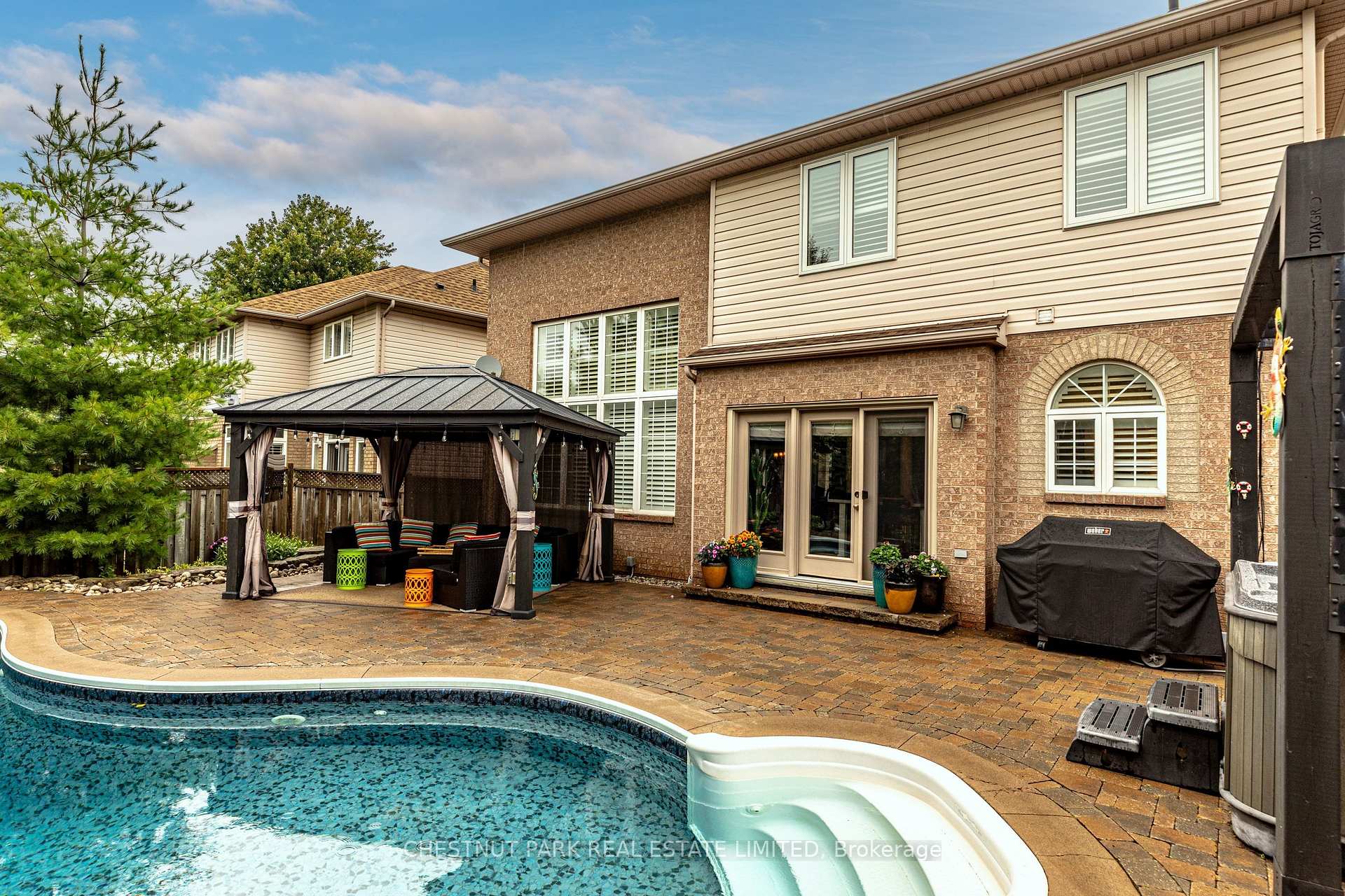 Photo 73 of 18 Pelham Drive, Hamilton, Meadowlands — HOMEH