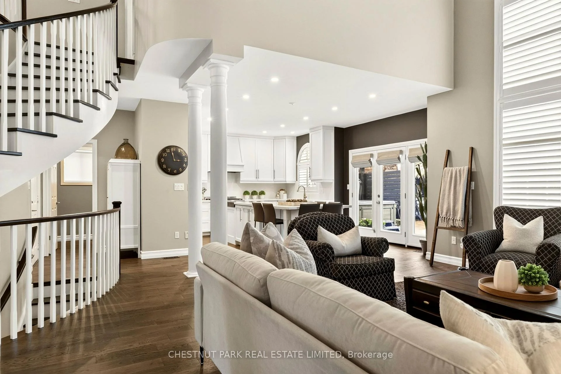 Photo 8 of 18 Pelham Drive, Hamilton, Meadowlands — HOMEH