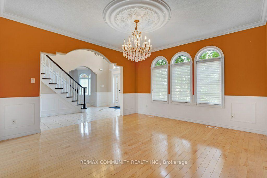 Photo 7 of 83 Milne Drive, Waterloo — HOMEH