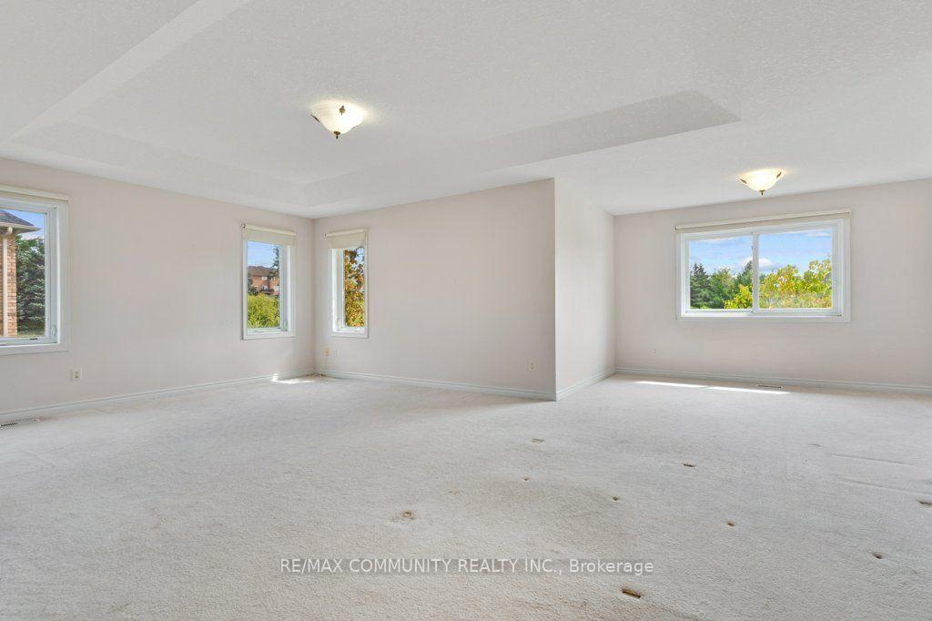 Photo 22 of 83 Milne Drive, Waterloo — HOMEH