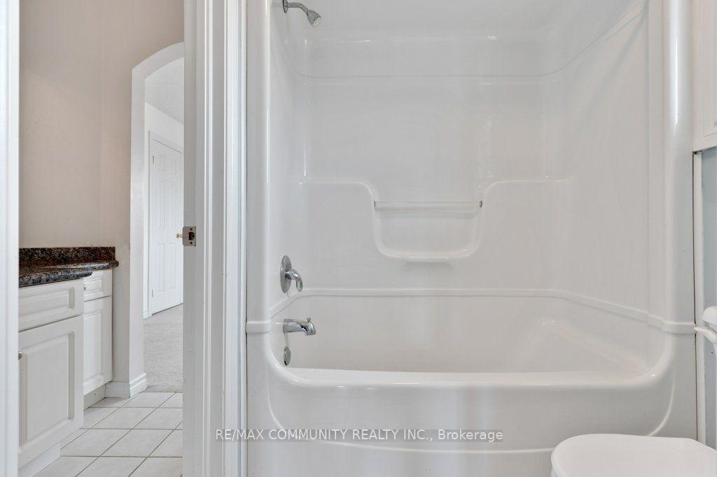 Photo 31 of 83 Milne Drive, Waterloo — HOMEH