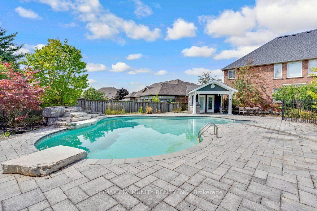 Photo 44 of 83 Milne Drive, Waterloo — HOMEH