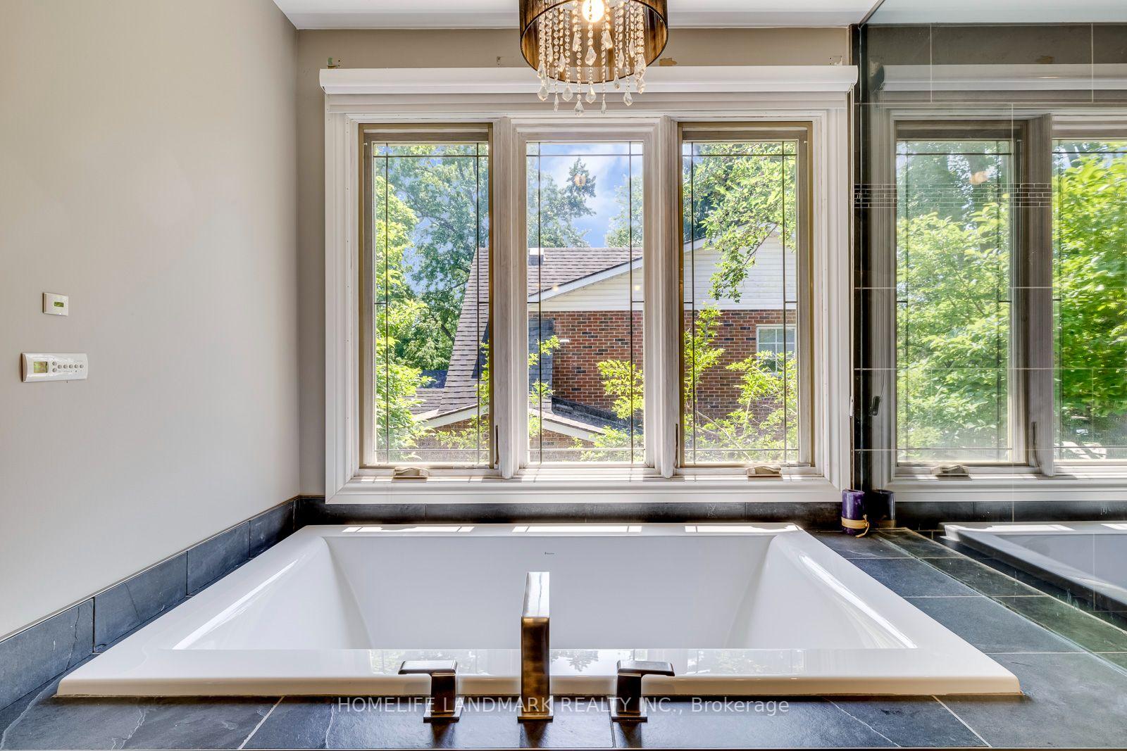 Photo 21 of 2333 Bennington Gate, Oakville, Ford — HOMEH
