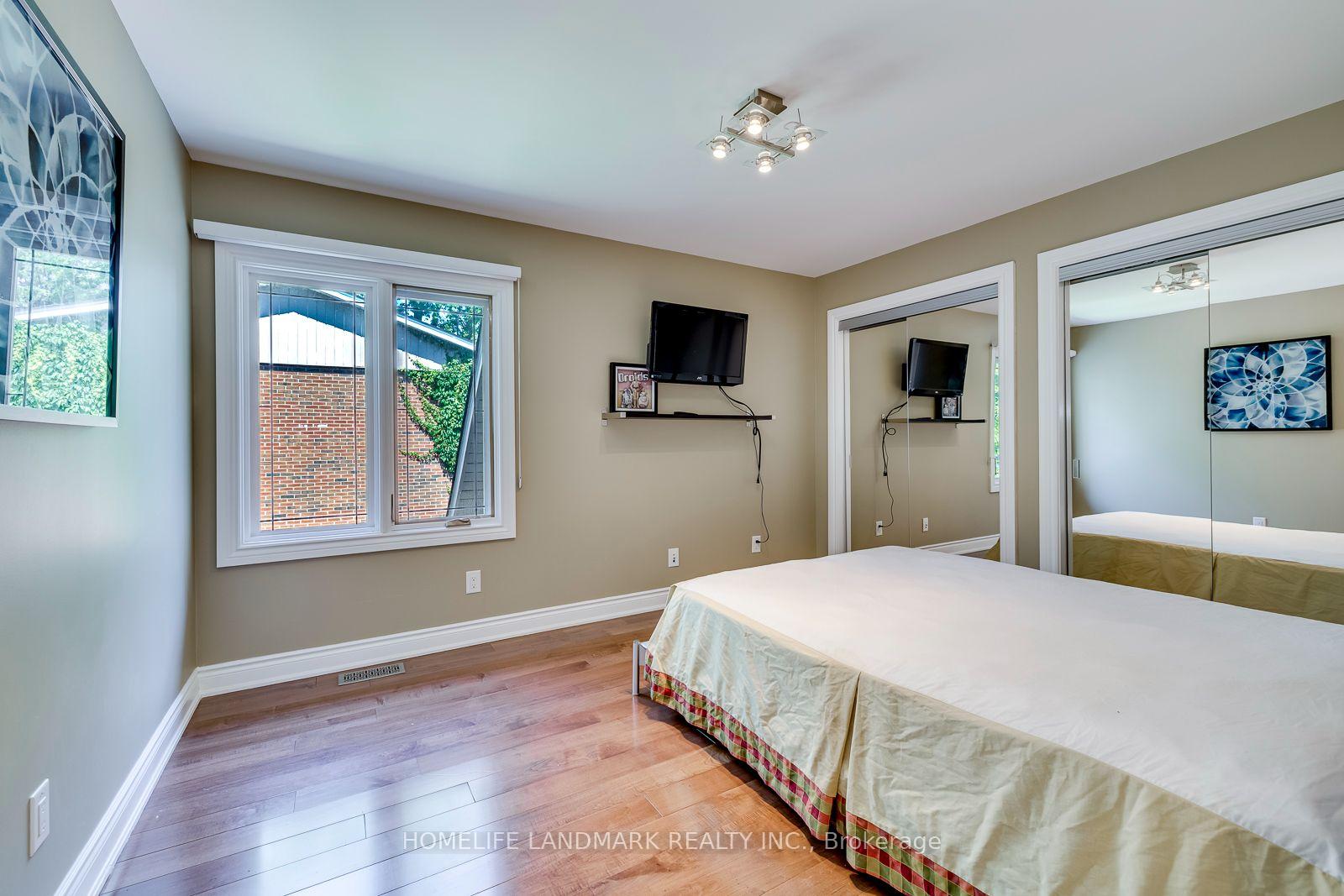 Photo 29 of 2333 Bennington Gate, Oakville, Ford — HOMEH